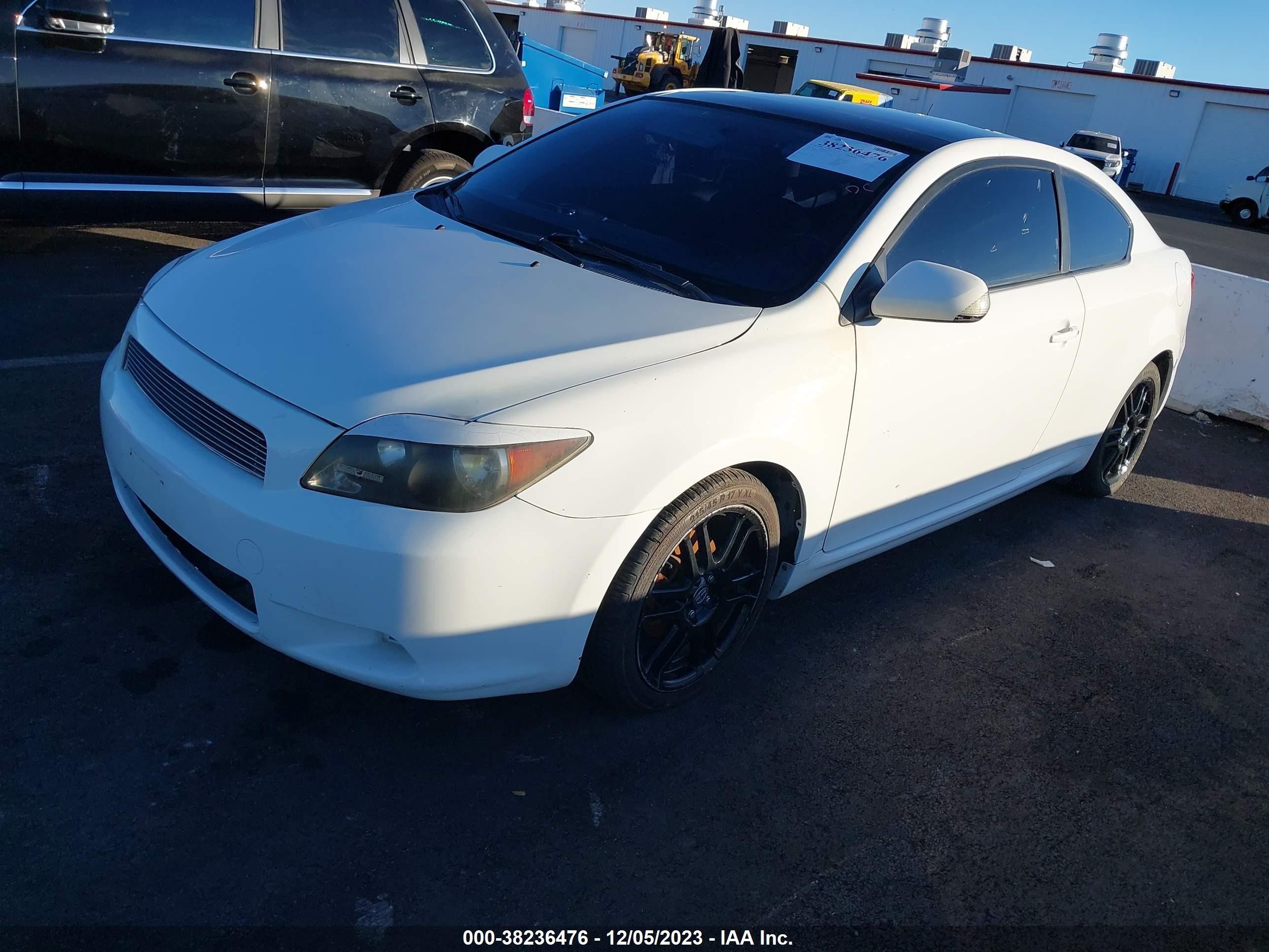 Photo 1 VIN: JTKDE167760118187 - SCION TC 