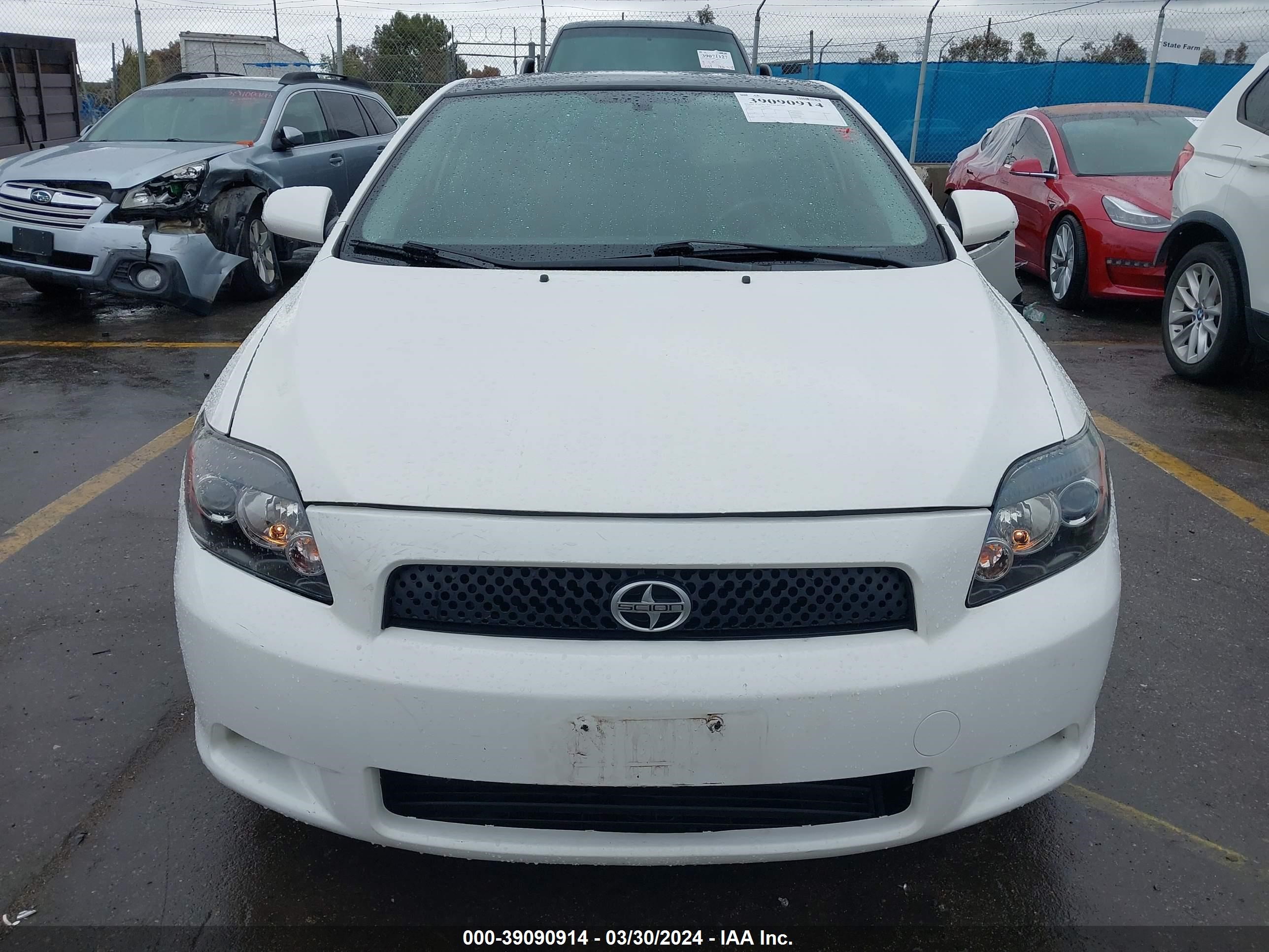 Photo 11 VIN: JTKDE167780265595 - SCION TC 