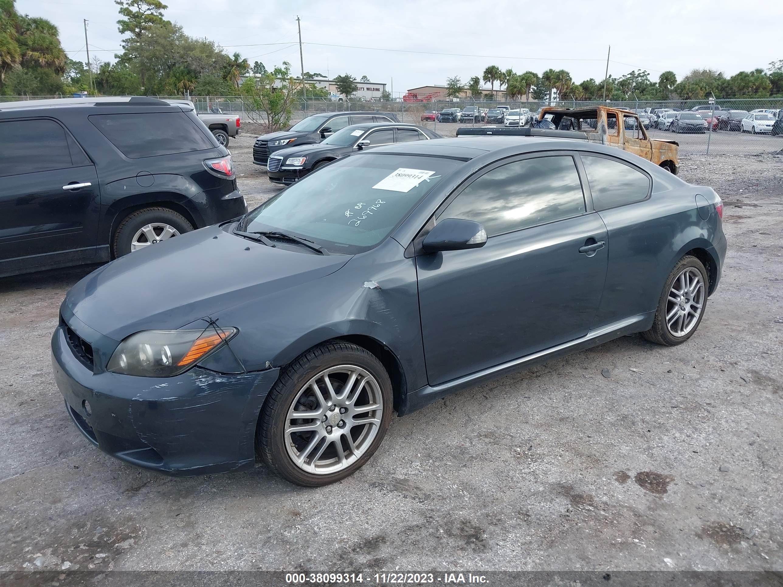 Photo 1 VIN: JTKDE167780269968 - SCION TC 