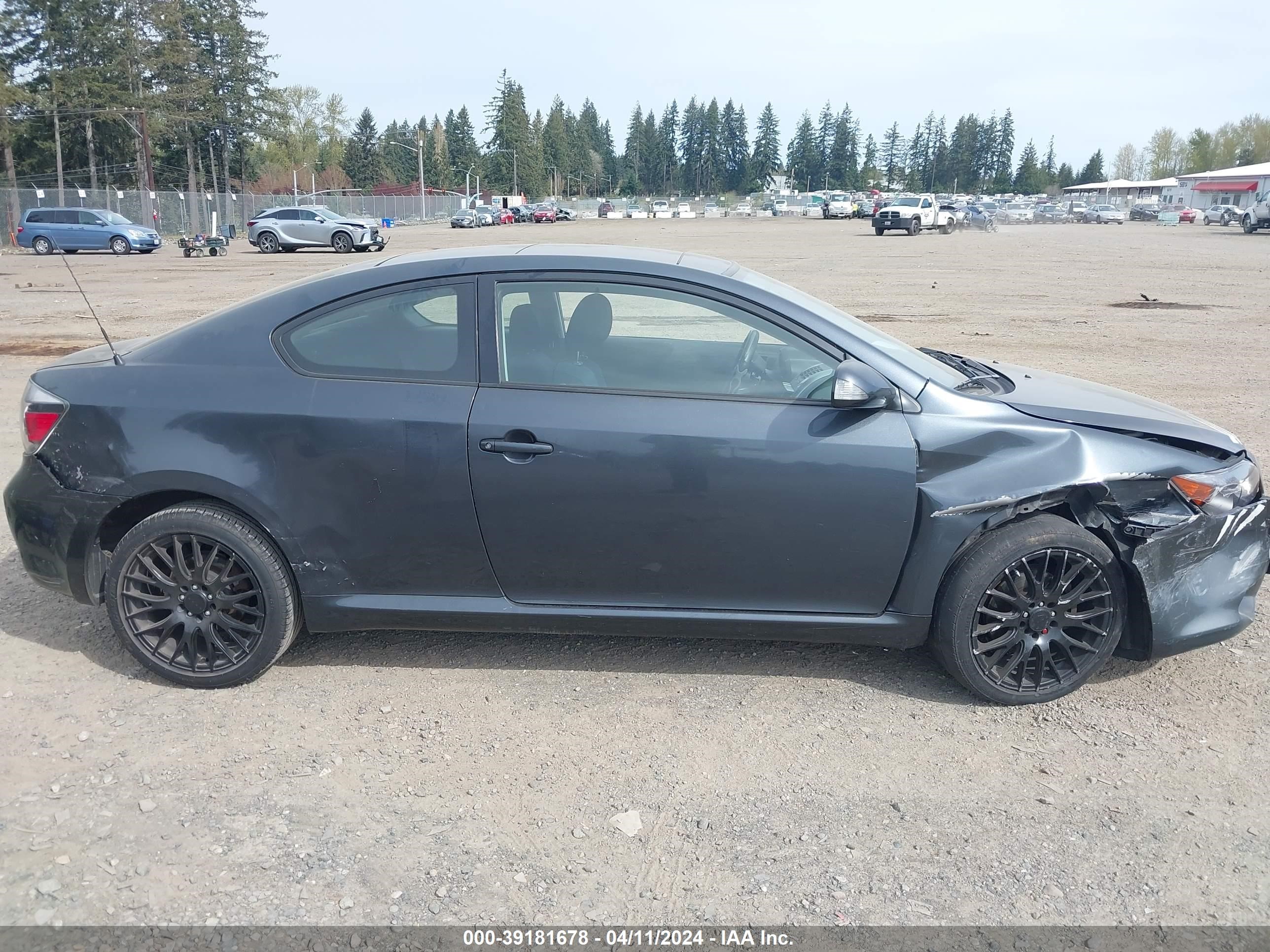 Photo 13 VIN: JTKDE167860130672 - SCION TC 