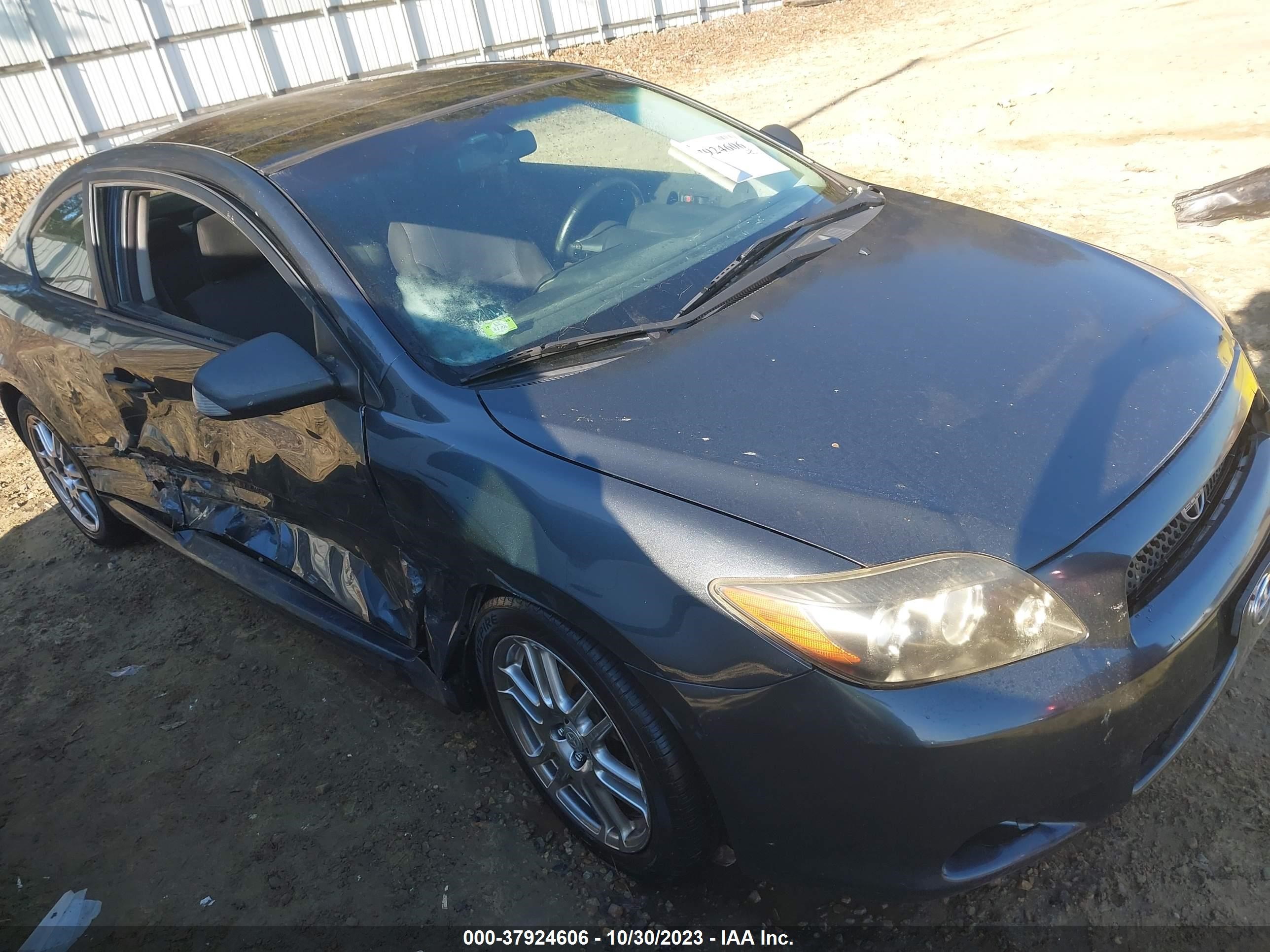 Photo 5 VIN: JTKDE167880237739 - SCION TC 