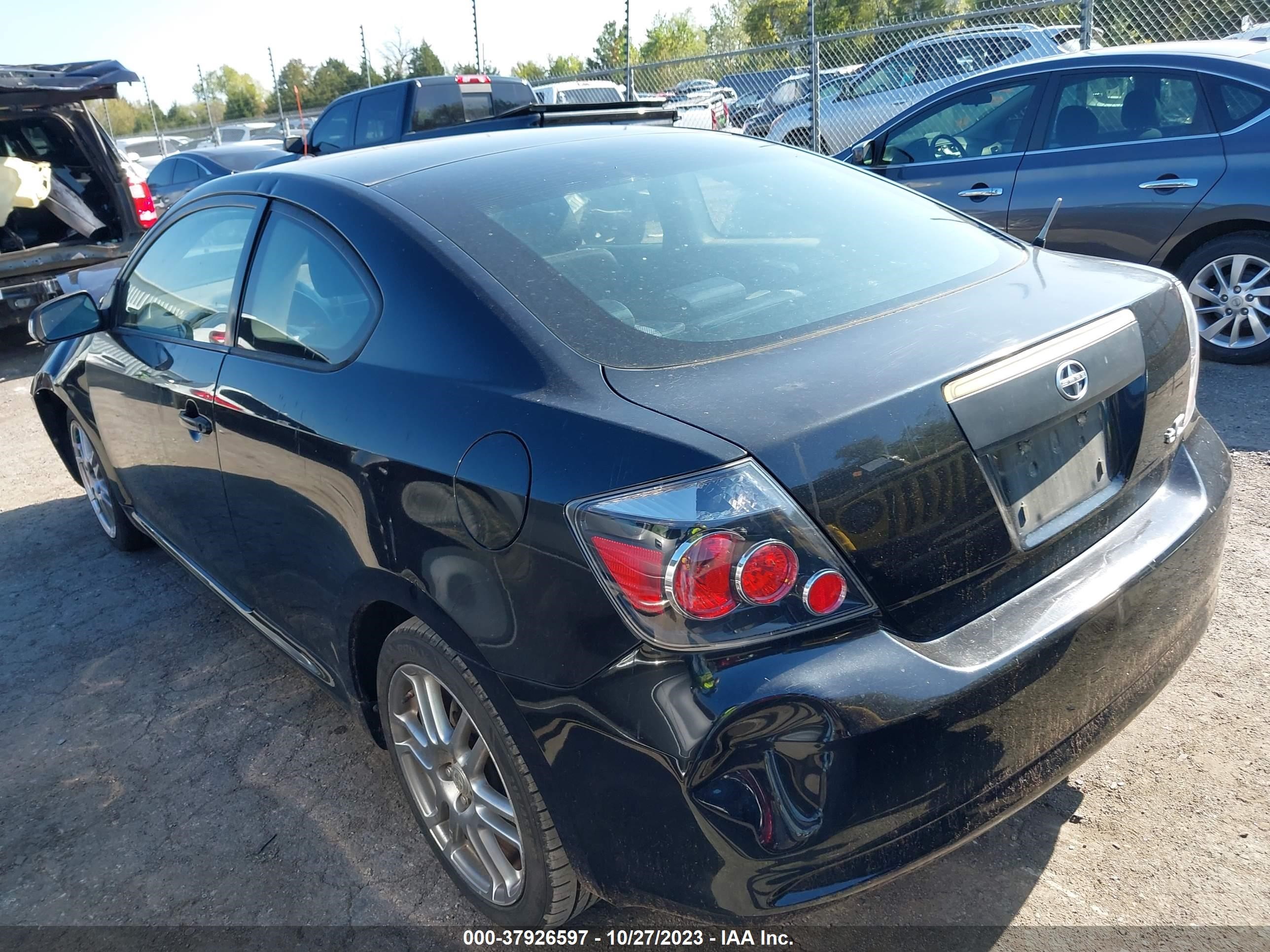 Photo 2 VIN: JTKDE167880266982 - SCION TC 