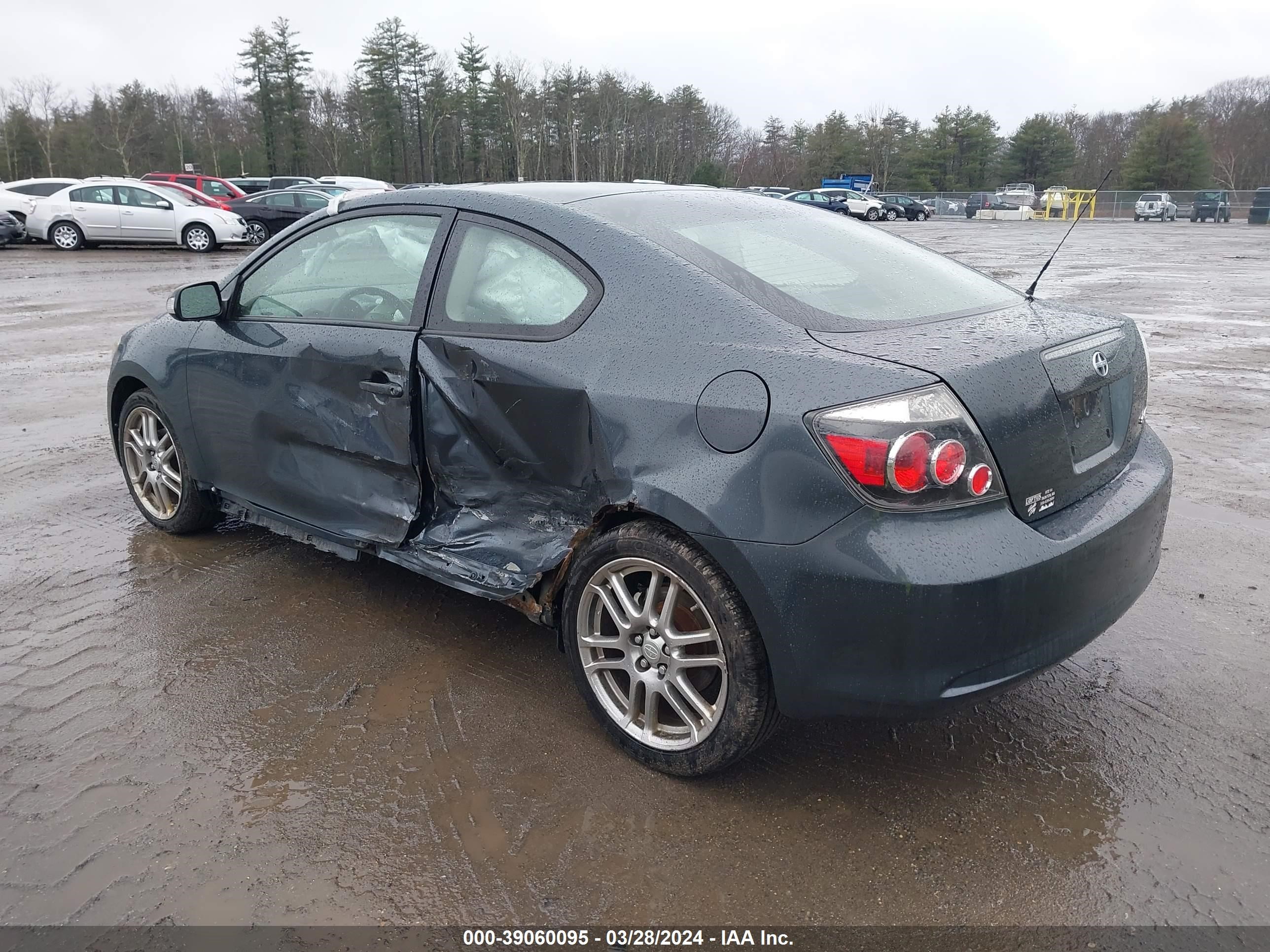 Photo 2 VIN: JTKDE167880267999 - SCION TC 