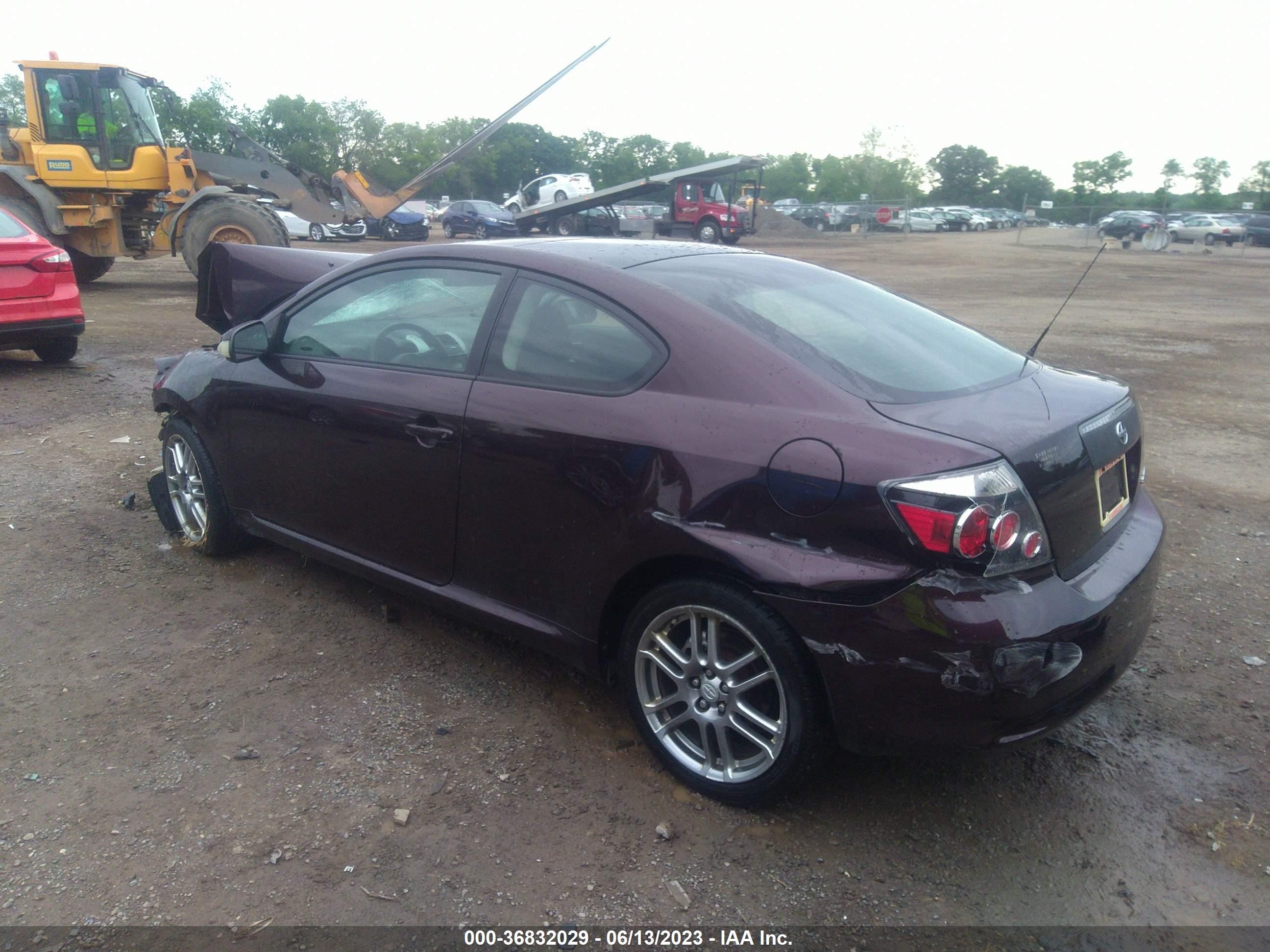 Photo 2 VIN: JTKDE167890285582 - SCION TC 