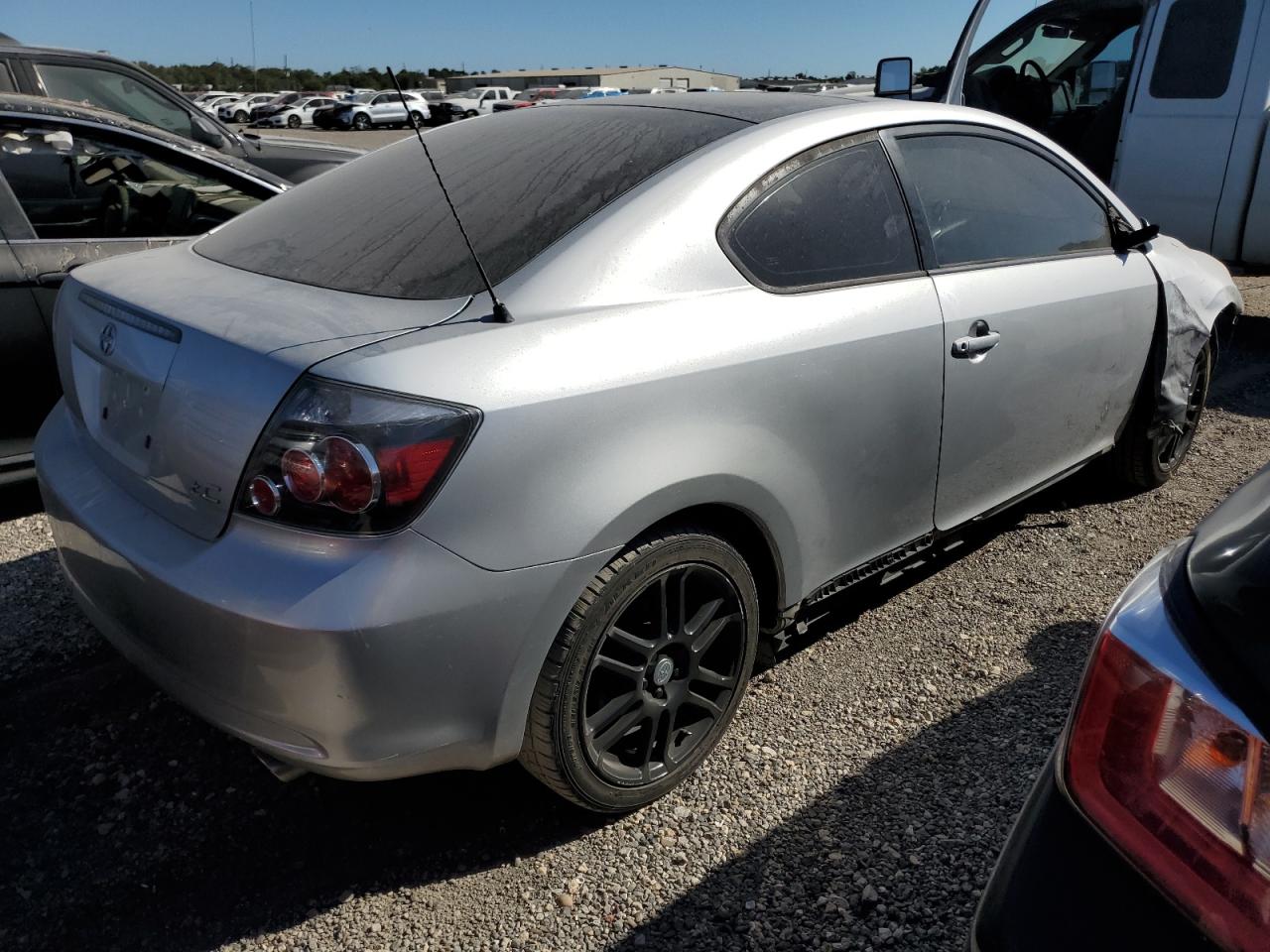 Photo 2 VIN: JTKDE167980248264 - SCION TC 