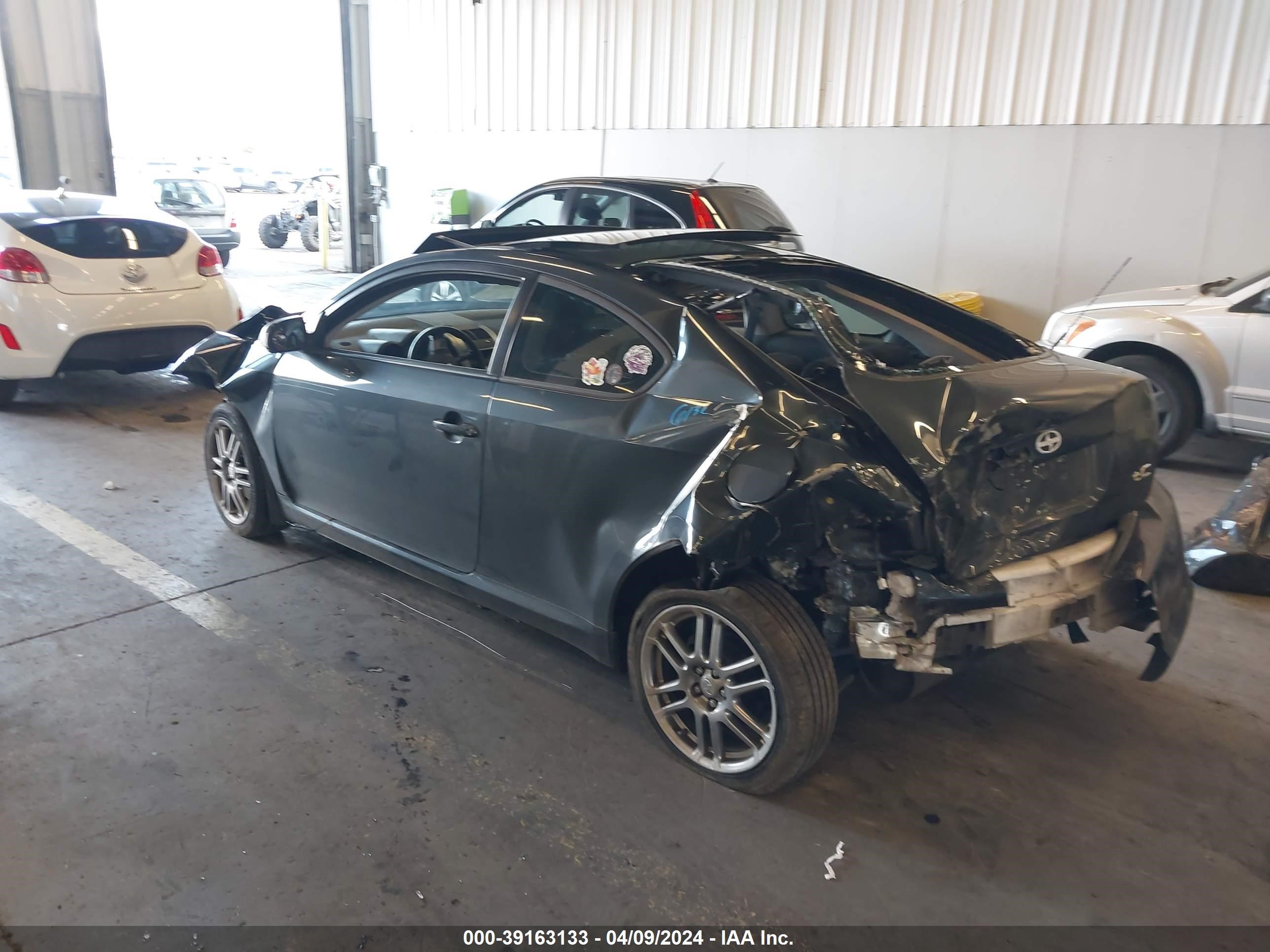 Photo 2 VIN: JTKDE167990289558 - SCION TC 