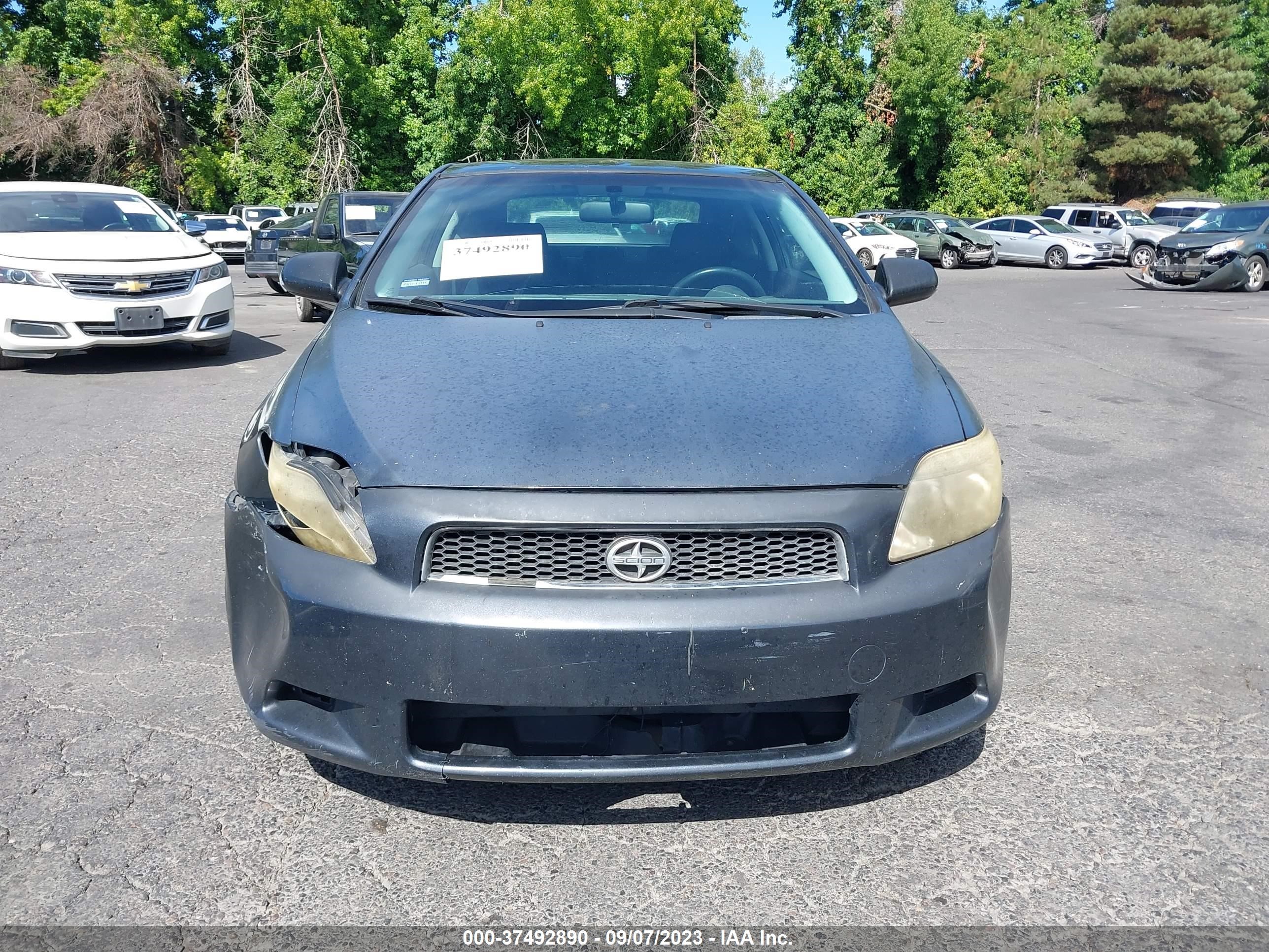 Photo 11 VIN: JTKDE167X60091194 - SCION TC 