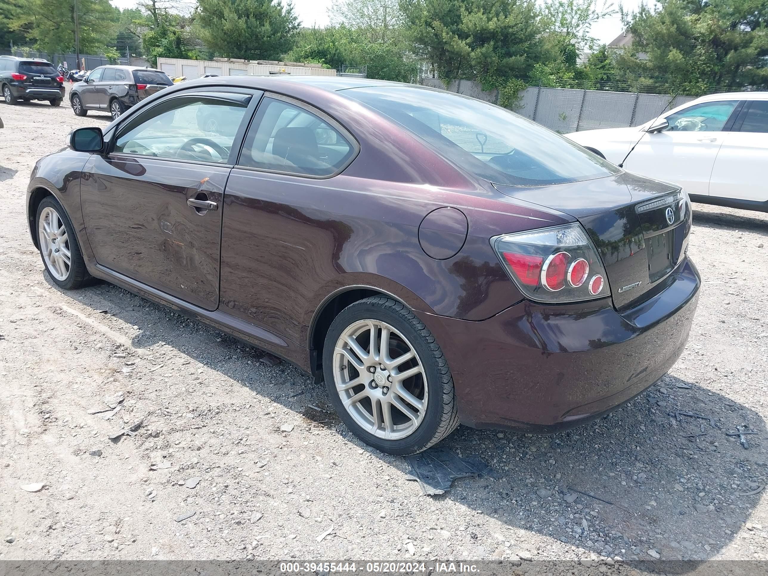 Photo 2 VIN: JTKDE167X90288354 - SCION TC 