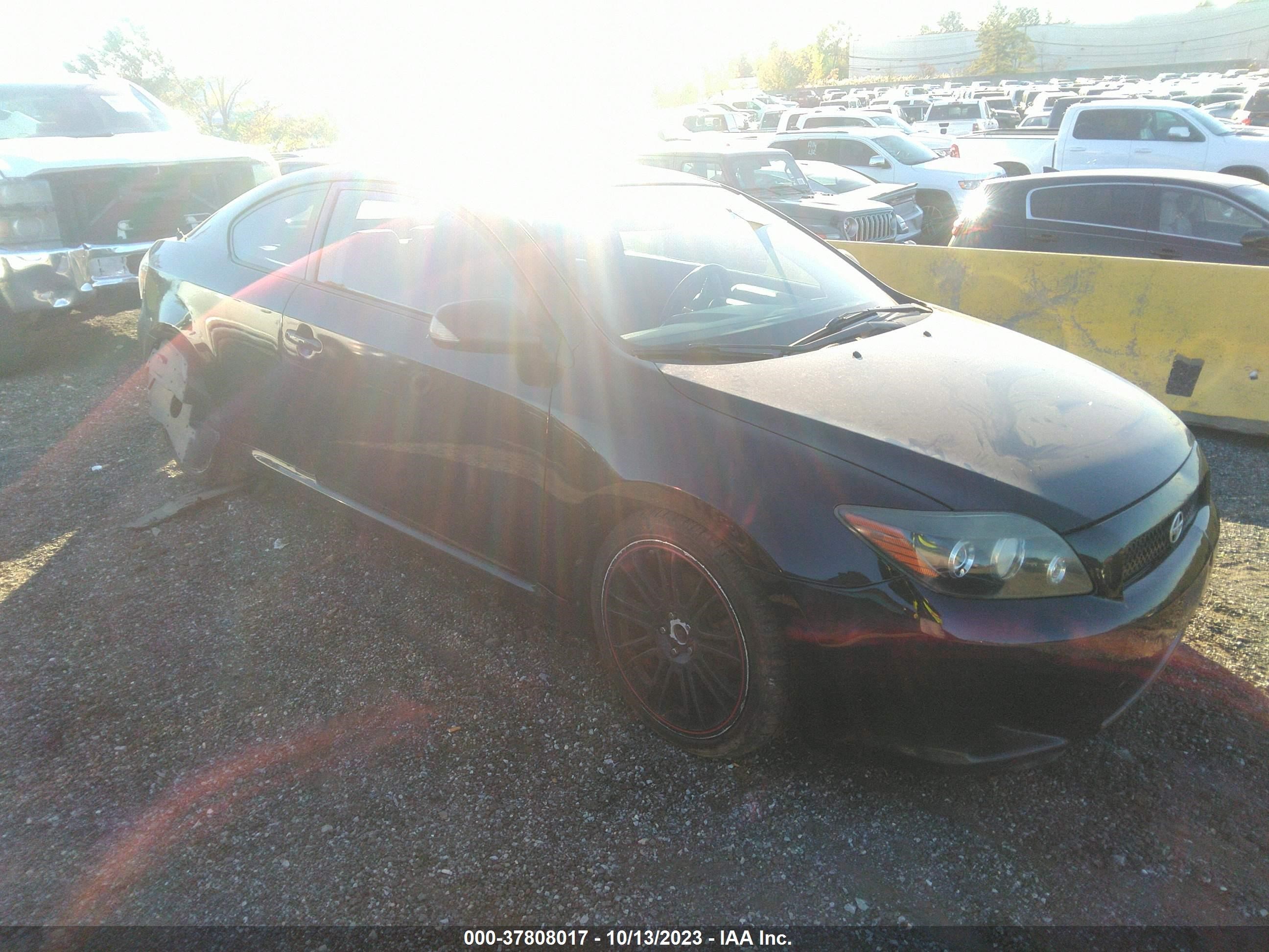 Photo 0 VIN: JTKDE167X90300597 - SCION TC 