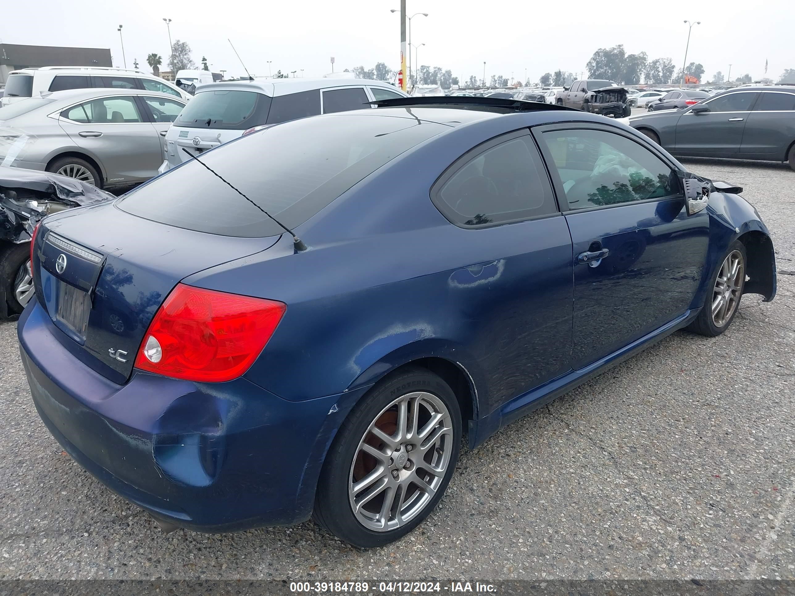 Photo 3 VIN: JTKDE177050029719 - SCION TC 