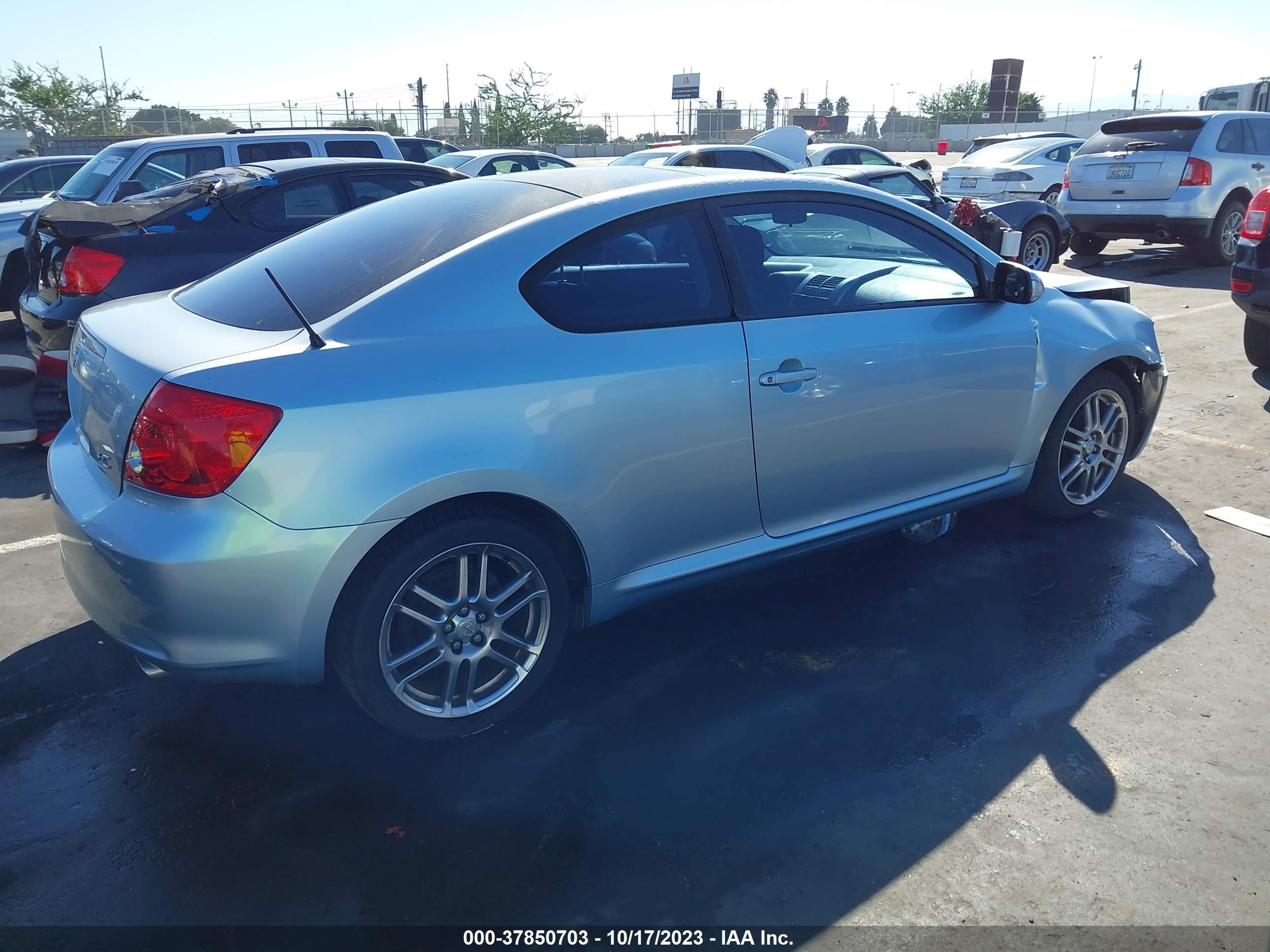 Photo 3 VIN: JTKDE177060065167 - SCION TC 