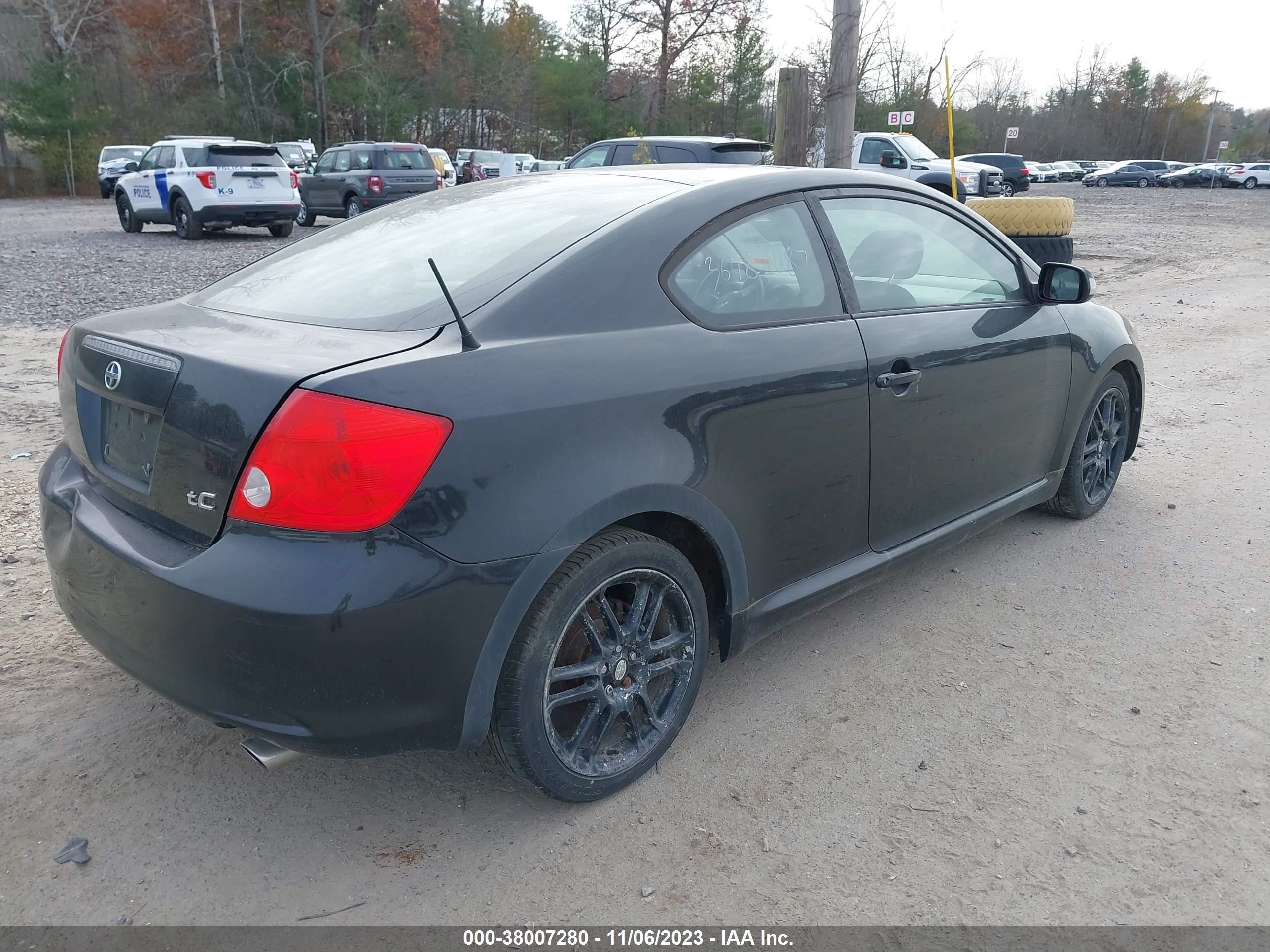 Photo 3 VIN: JTKDE177060118949 - SCION TC 