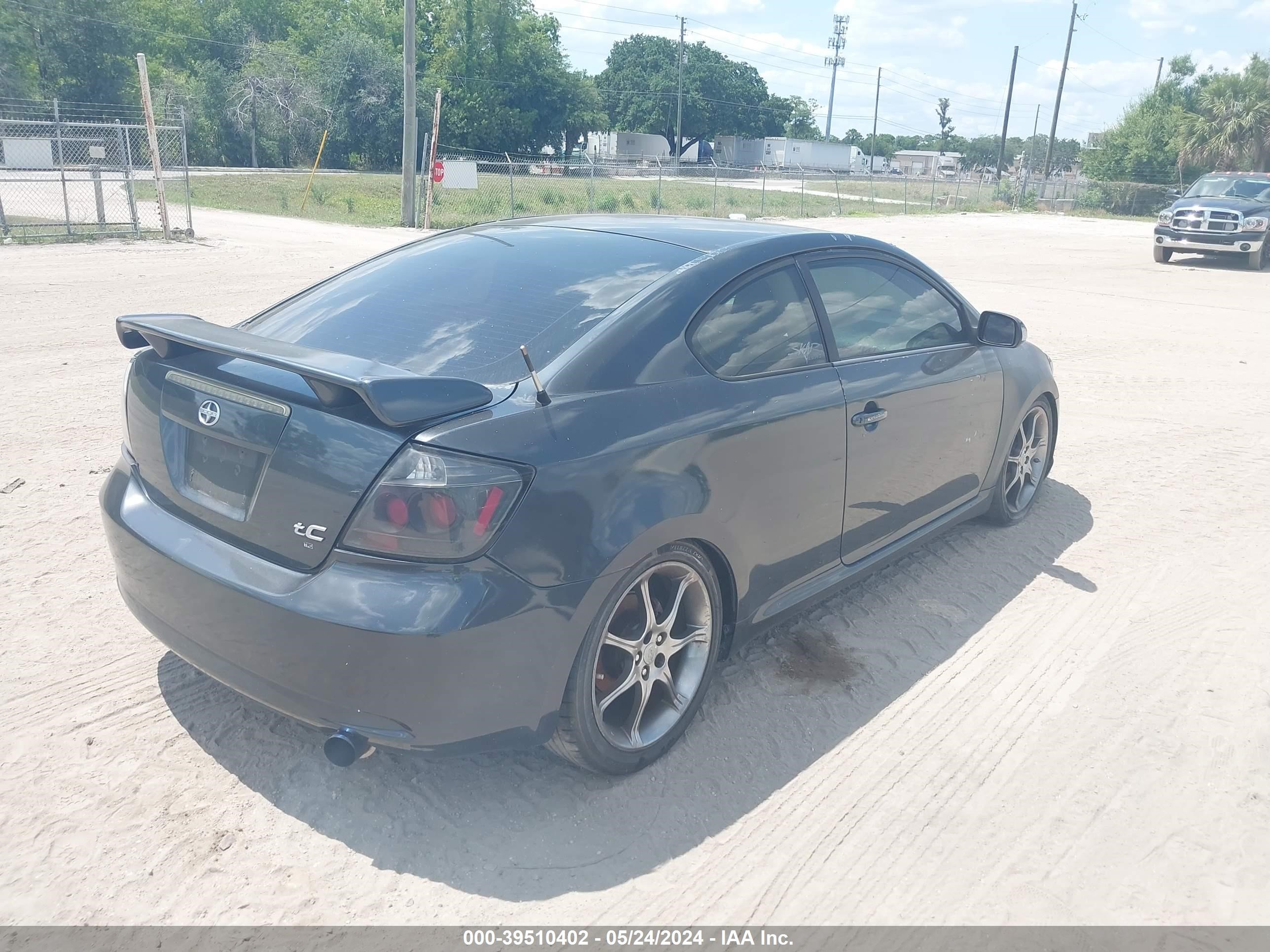 Photo 3 VIN: JTKDE177060129059 - SCION TC 