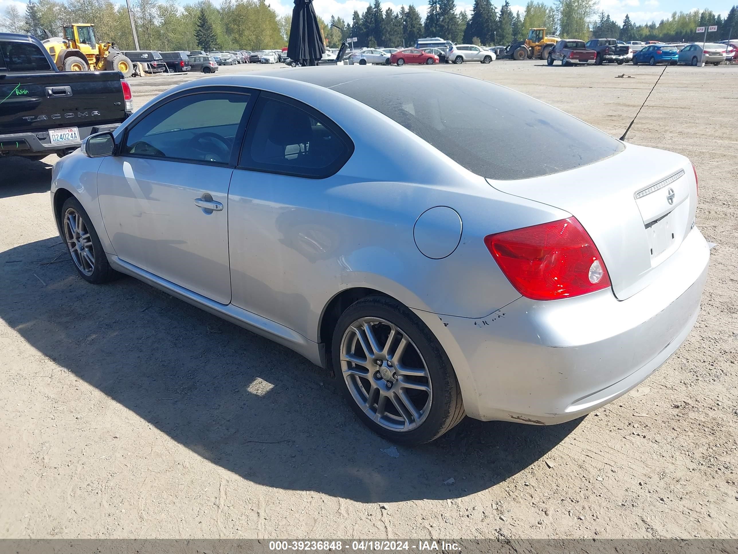 Photo 2 VIN: JTKDE177150057318 - SCION TC 