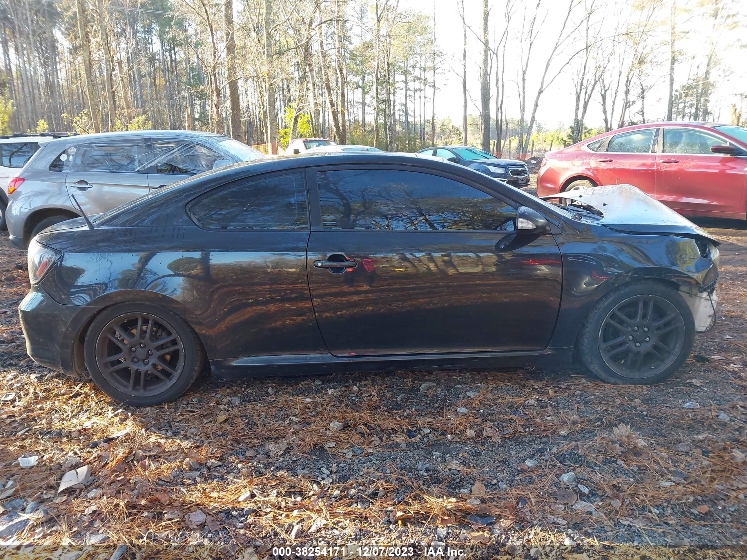 Photo 12 VIN: JTKDE177160100704 - SCION TC 