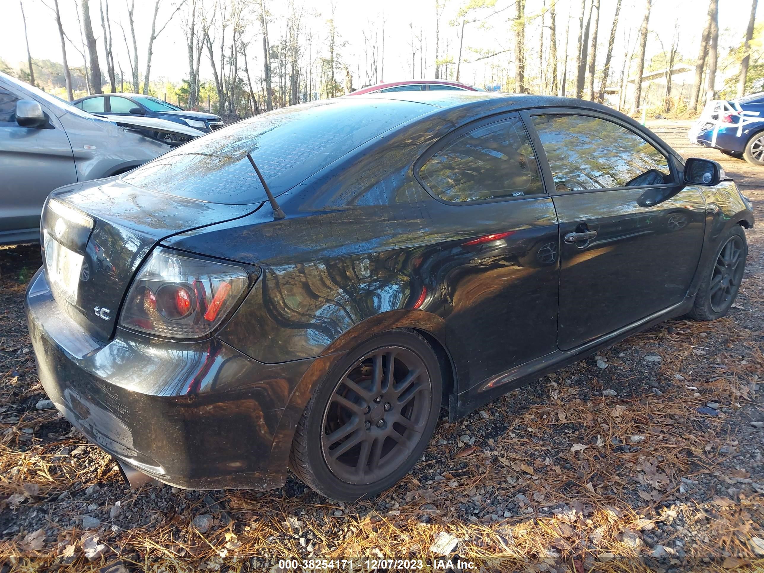 Photo 3 VIN: JTKDE177160100704 - SCION TC 