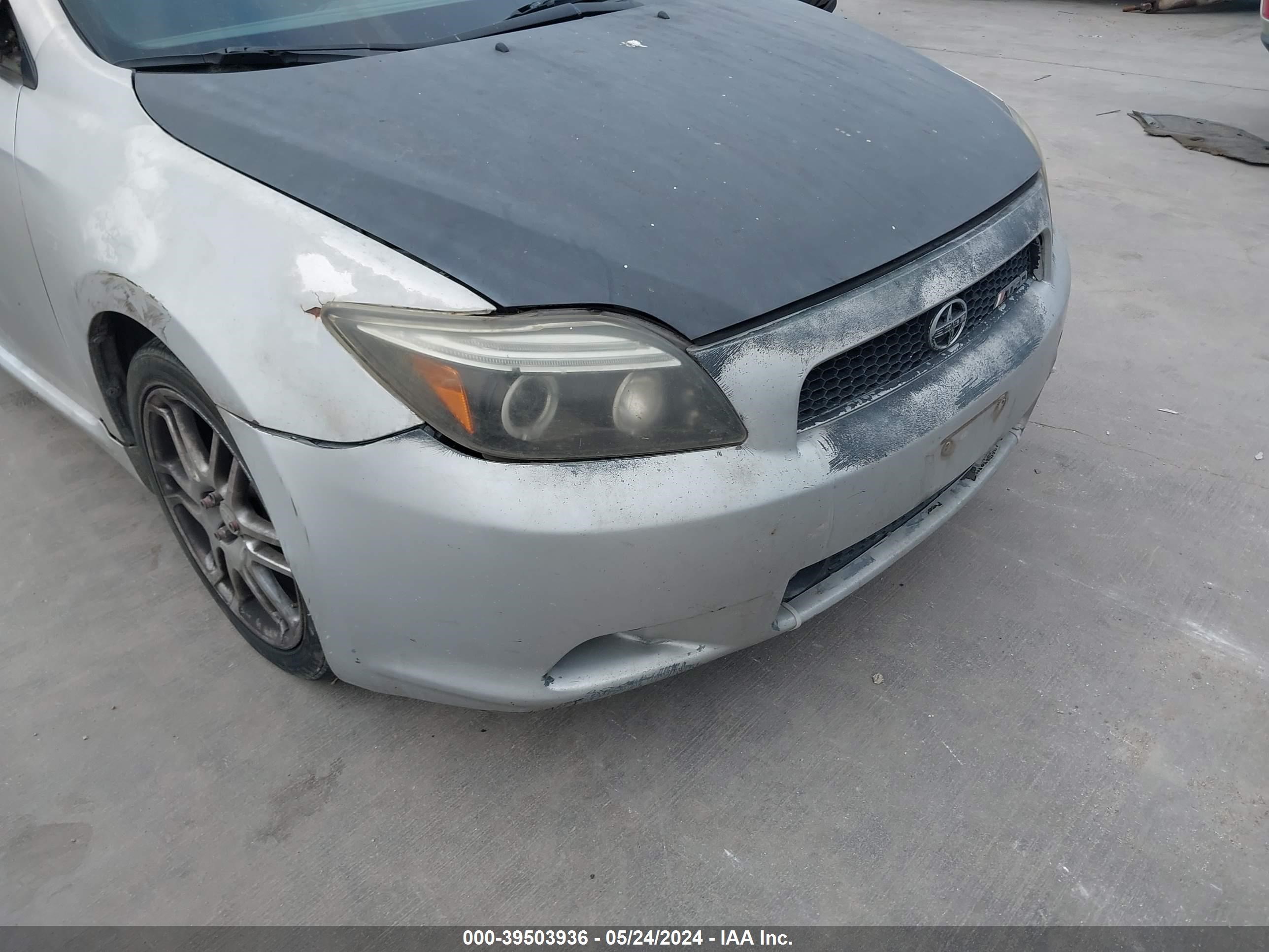 Photo 11 VIN: JTKDE177250034064 - SCION TC 