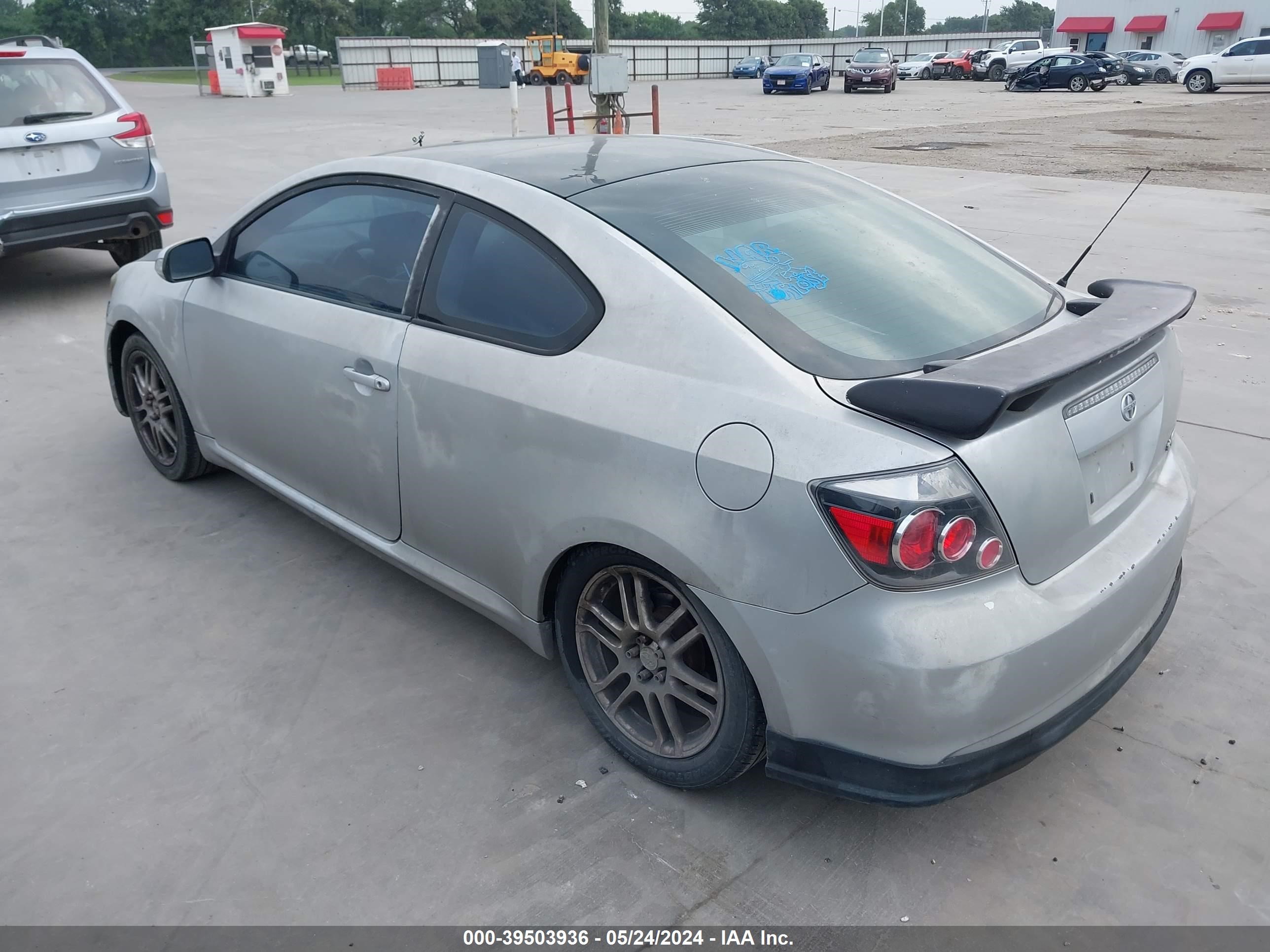 Photo 2 VIN: JTKDE177250034064 - SCION TC 