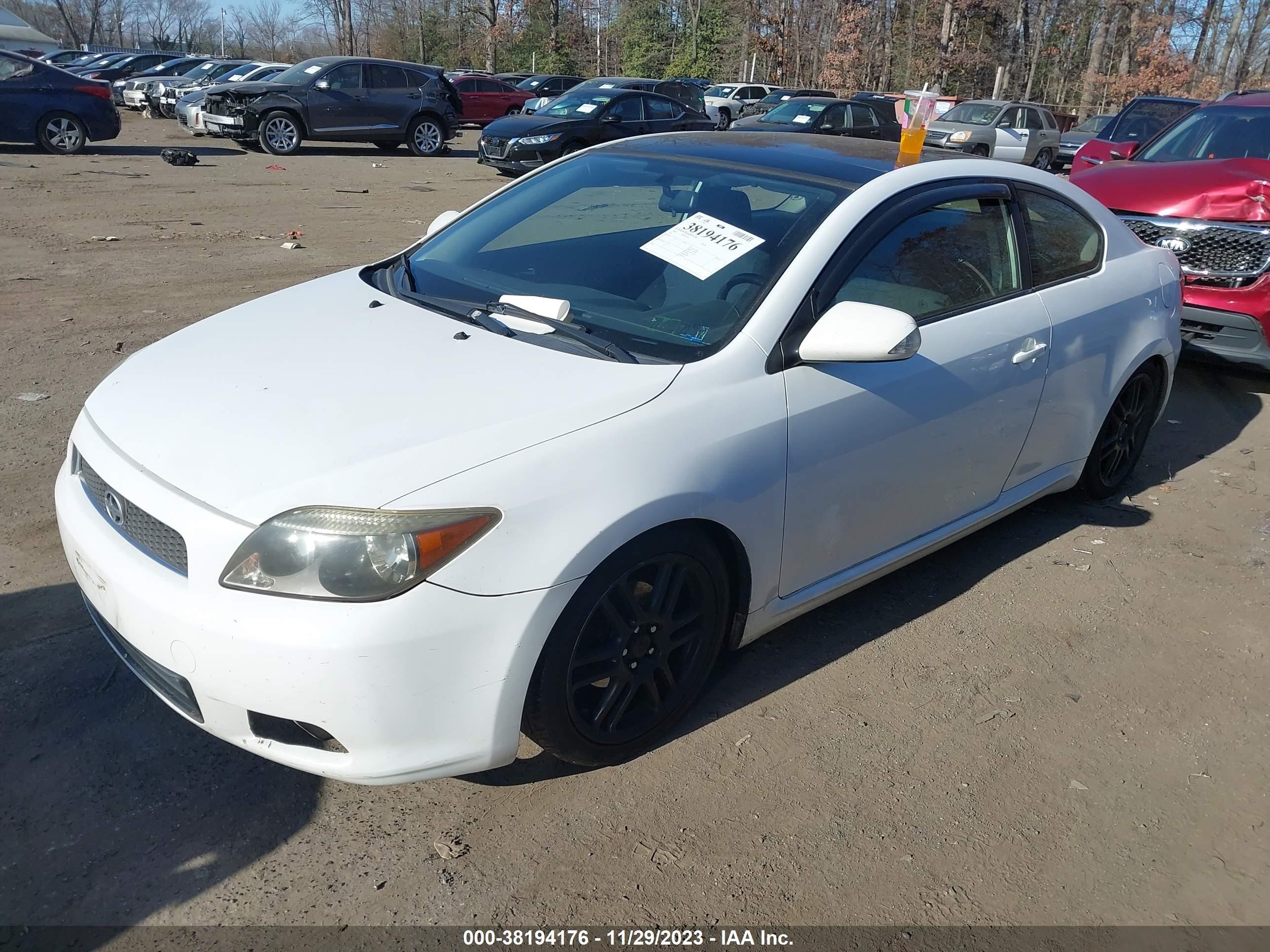 Photo 1 VIN: JTKDE177260133520 - SCION TC 