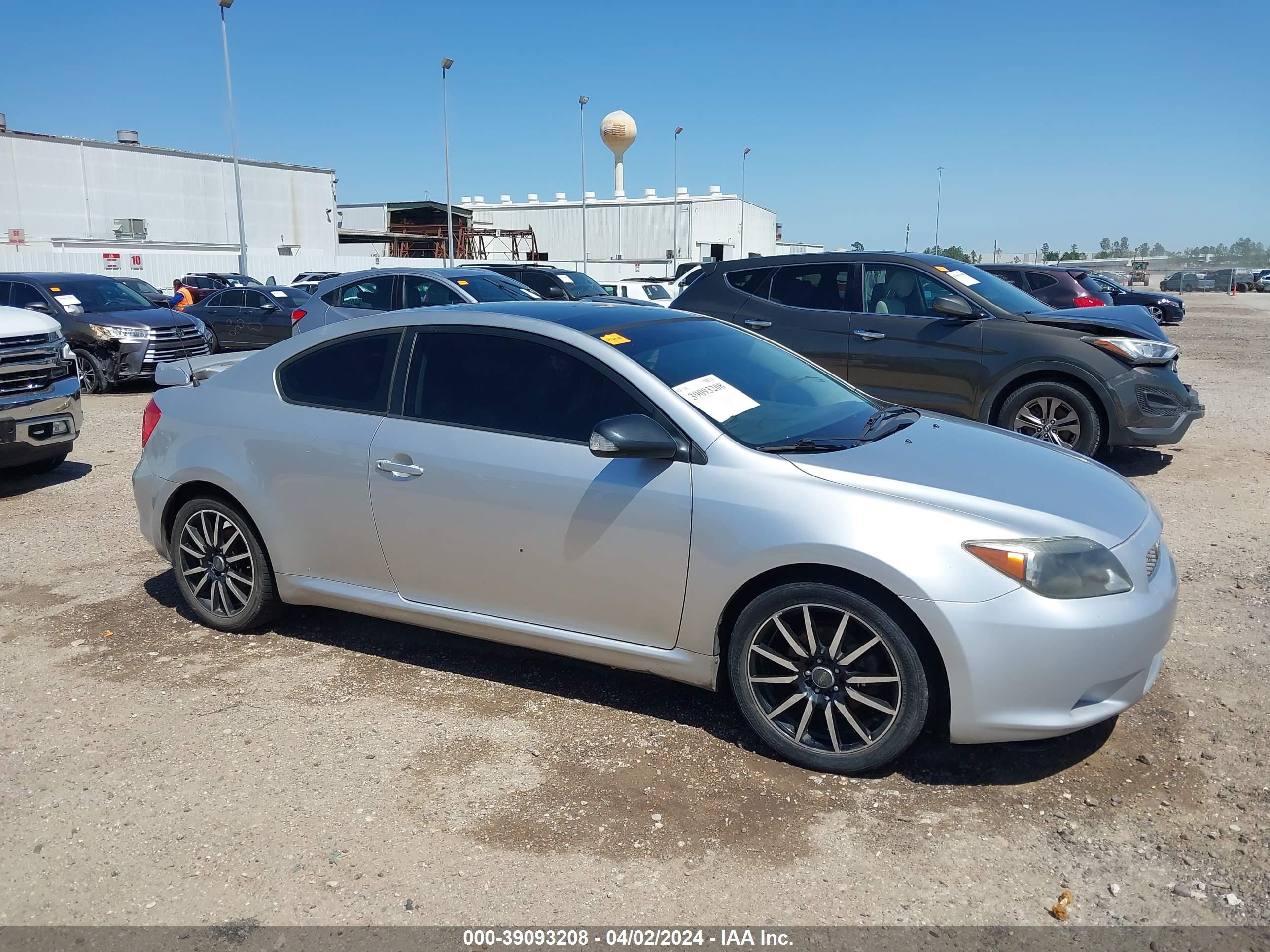 Photo 12 VIN: JTKDE177270175977 - SCION TC 