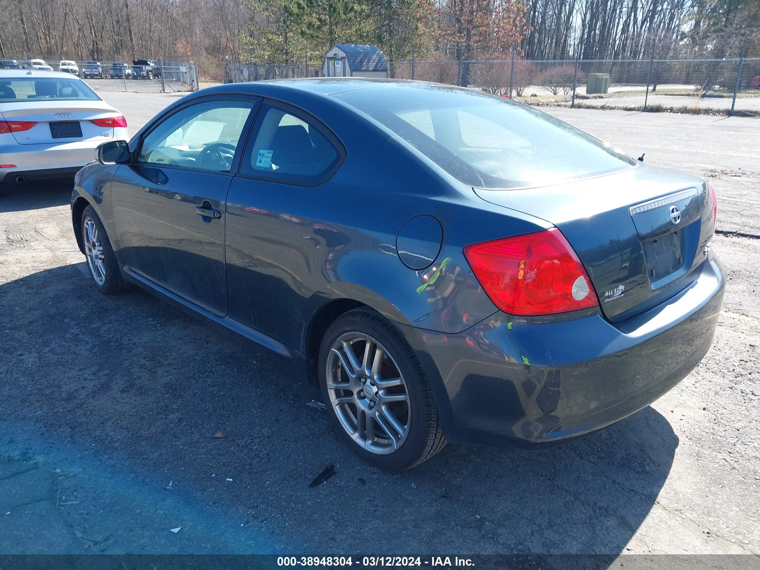 Photo 2 VIN: JTKDE177270214728 - SCION TC 