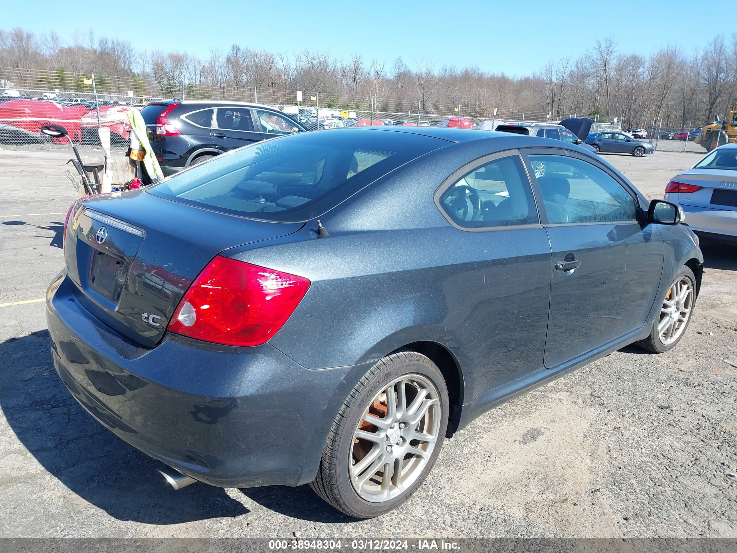 Photo 3 VIN: JTKDE177270214728 - SCION TC 