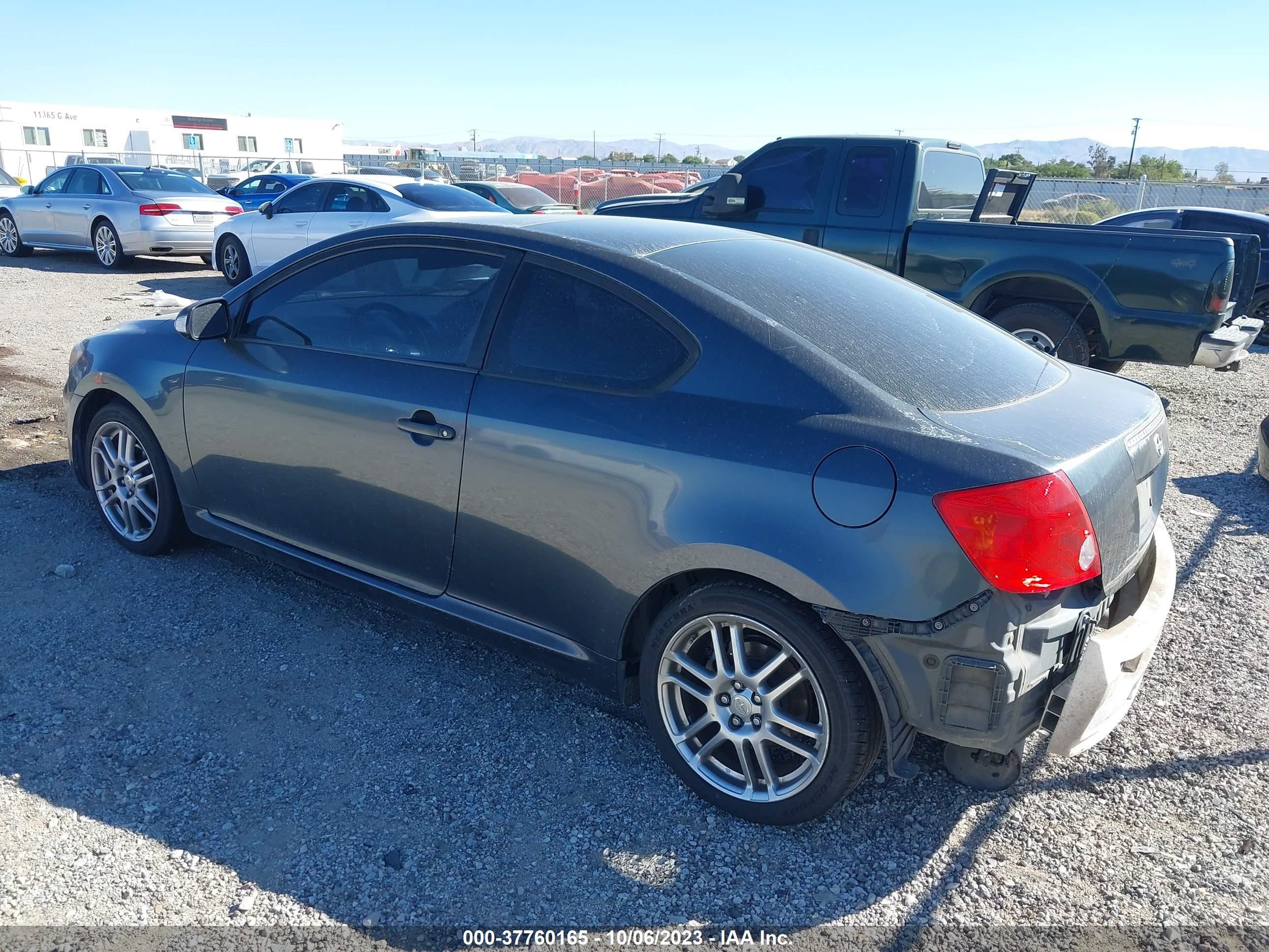 Photo 2 VIN: JTKDE177370190438 - SCION TC 