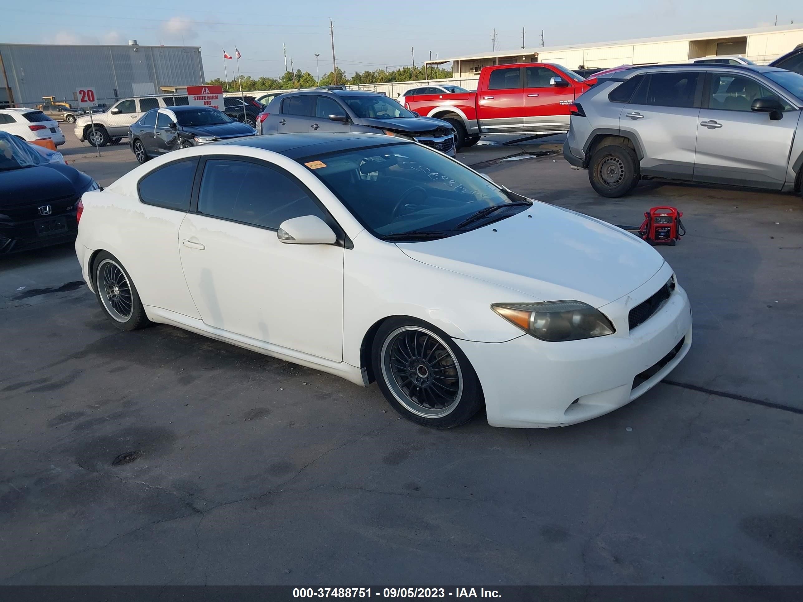 Photo 0 VIN: JTKDE177370199995 - TOYOTA SCION TC 