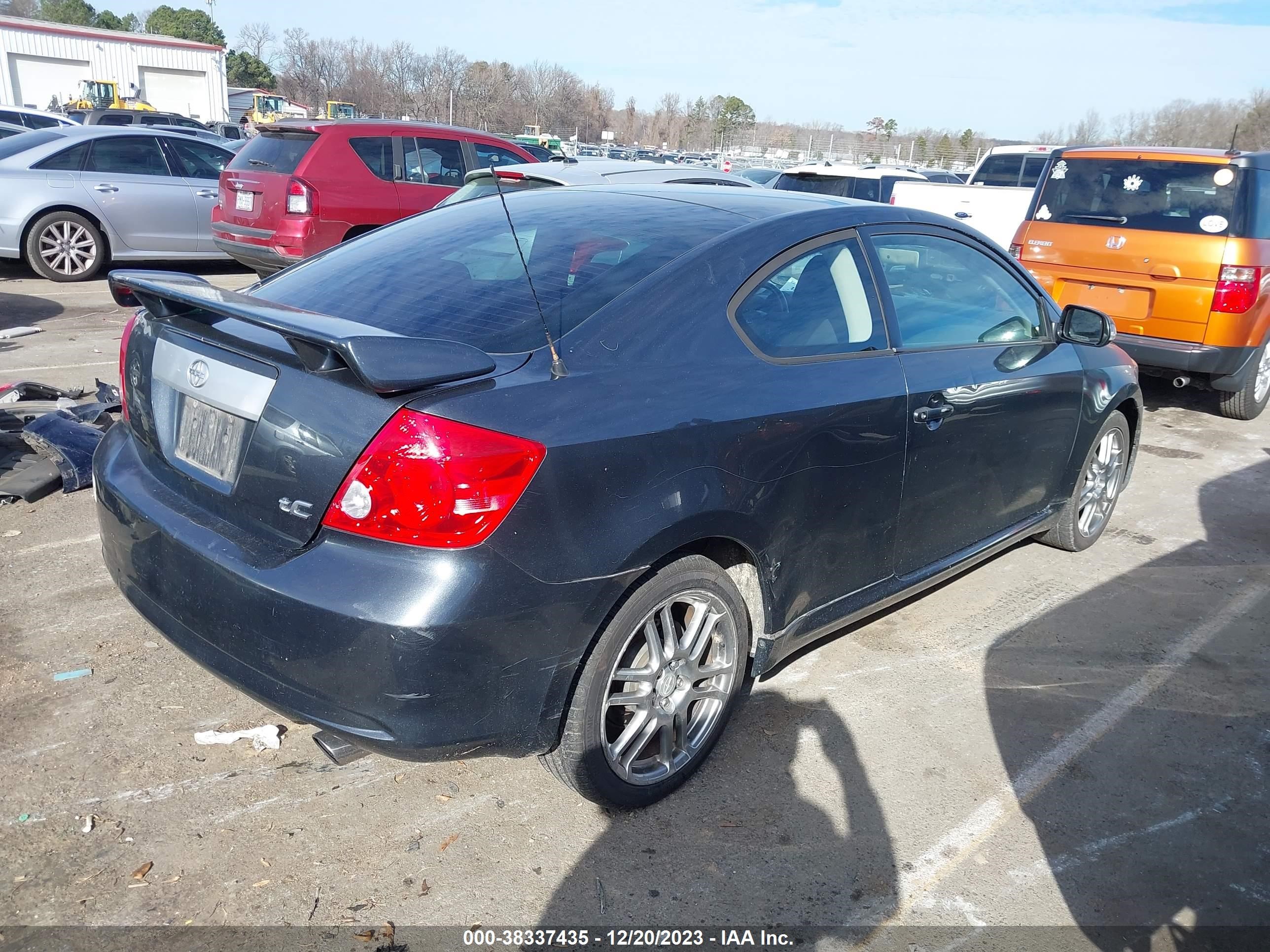 Photo 3 VIN: JTKDE177370200241 - SCION TC 