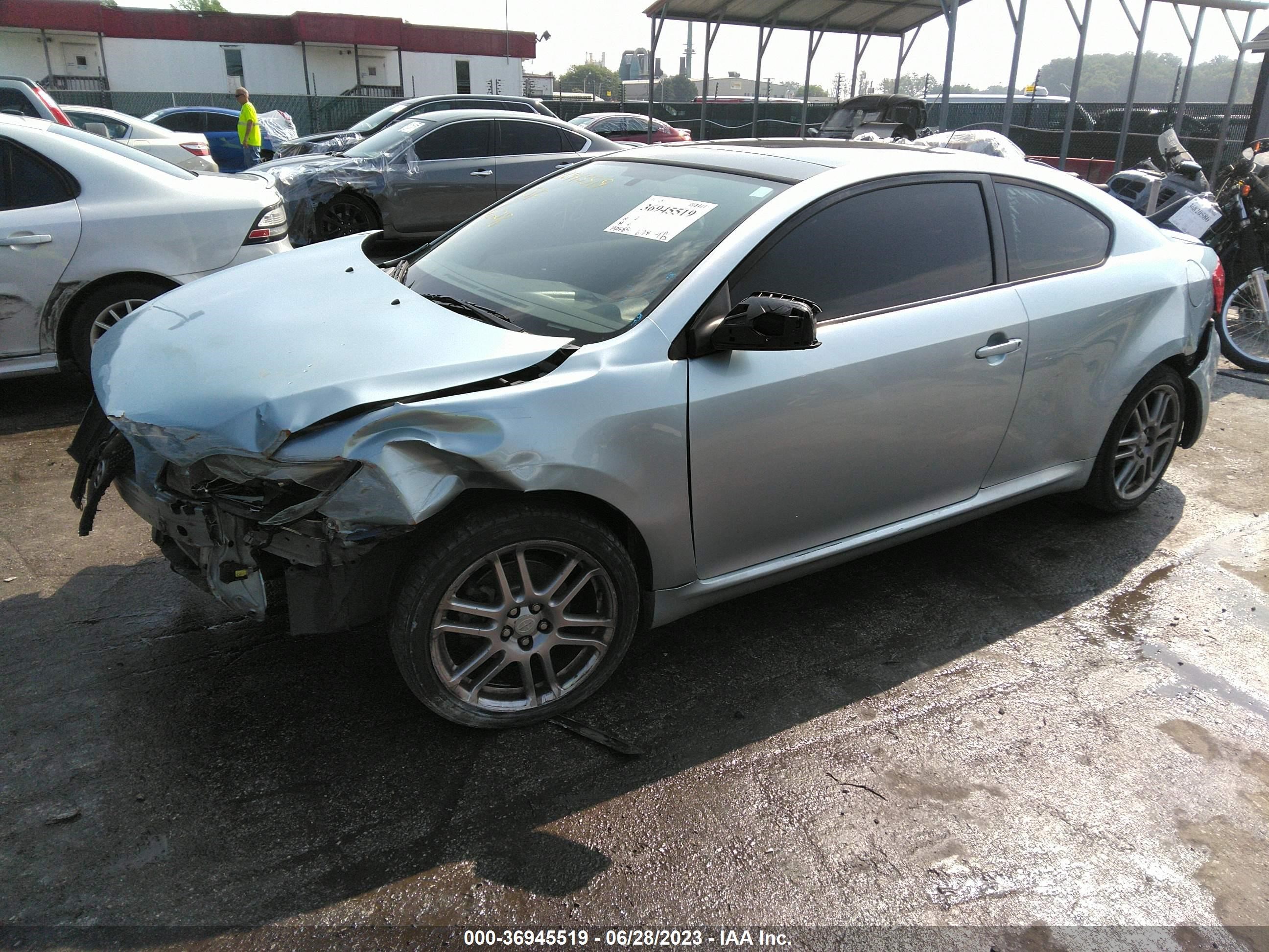 Photo 1 VIN: JTKDE177470168982 - SCION TC 