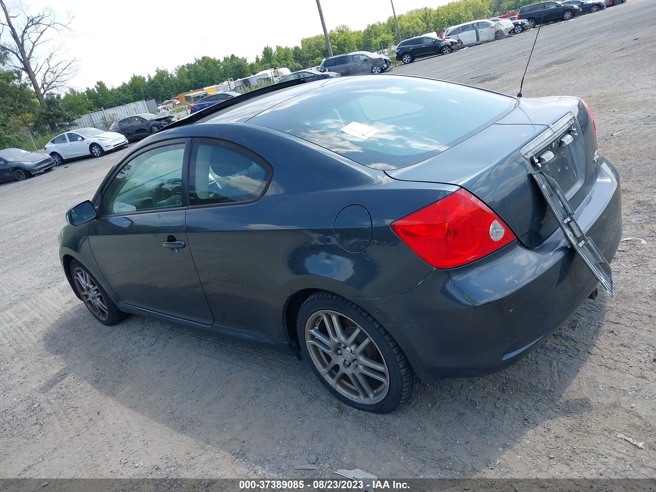 Photo 2 VIN: JTKDE177560136030 - SCION TC 