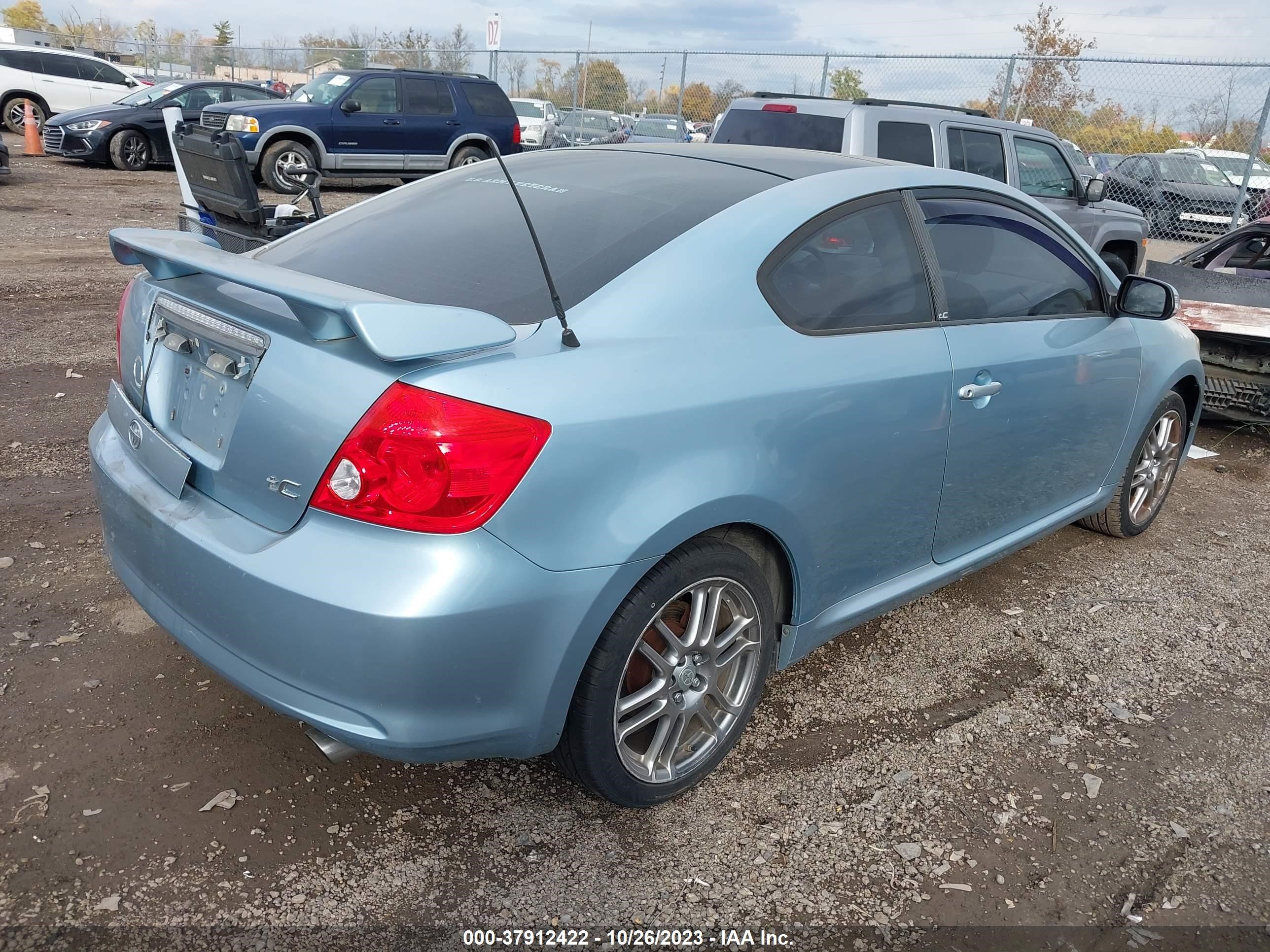 Photo 3 VIN: JTKDE177570169672 - SCION TC 