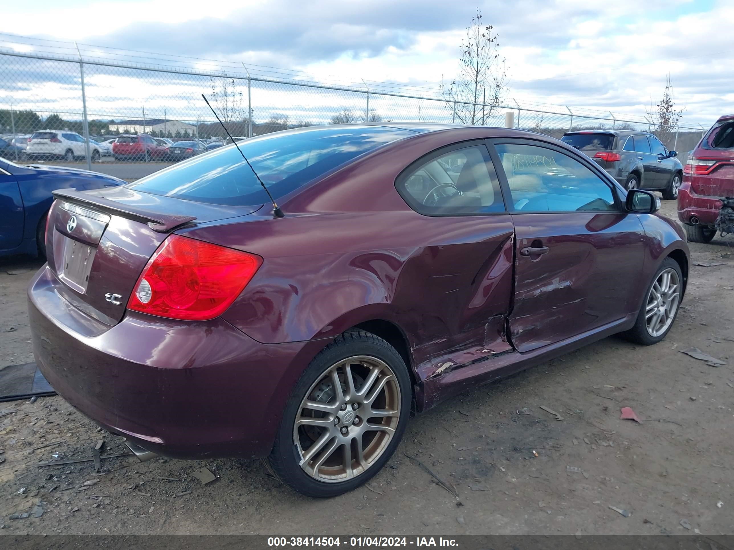 Photo 3 VIN: JTKDE177570212357 - SCION TC 