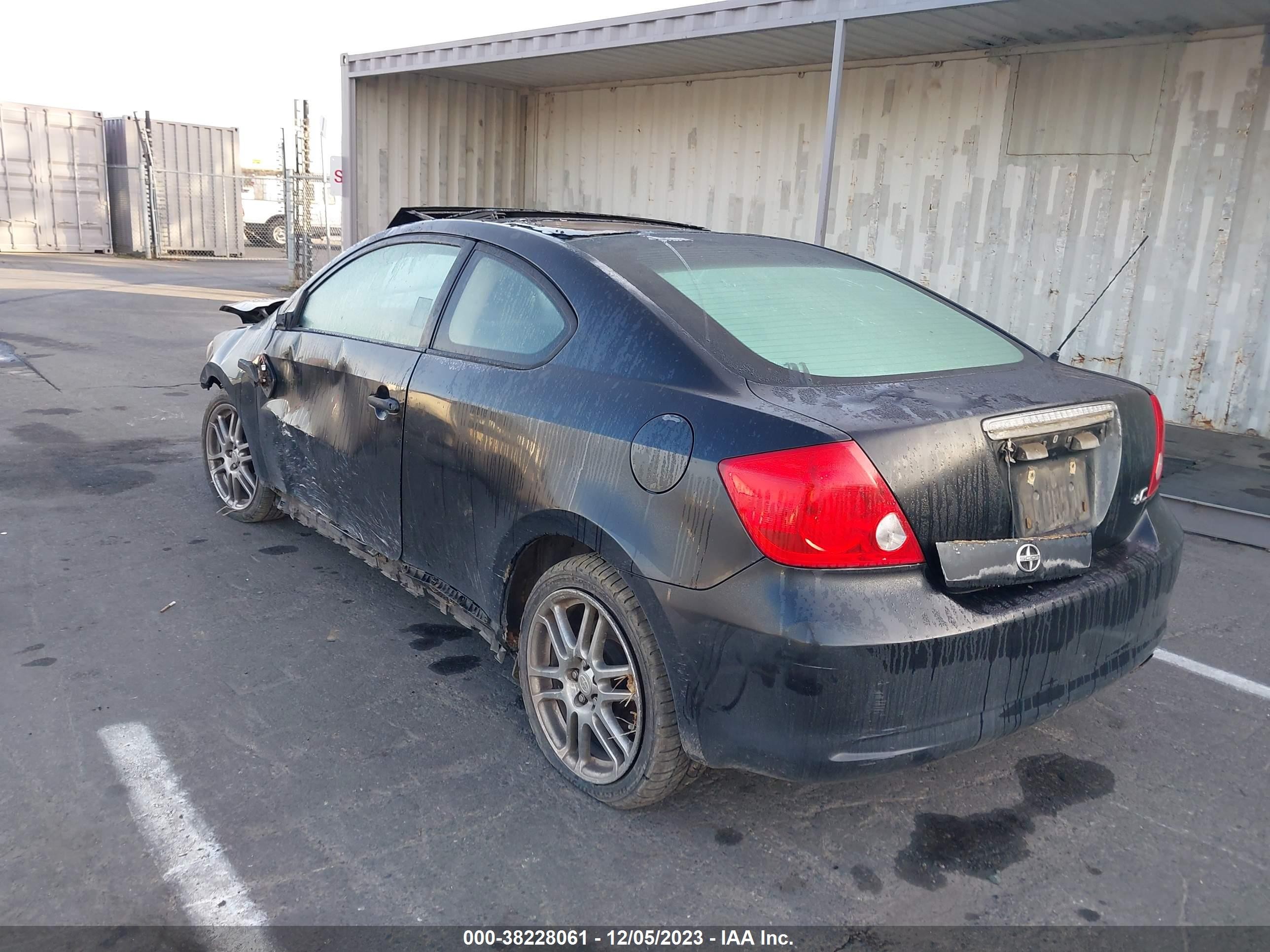 Photo 3 VIN: JTKDE177650041812 - SCION TC 