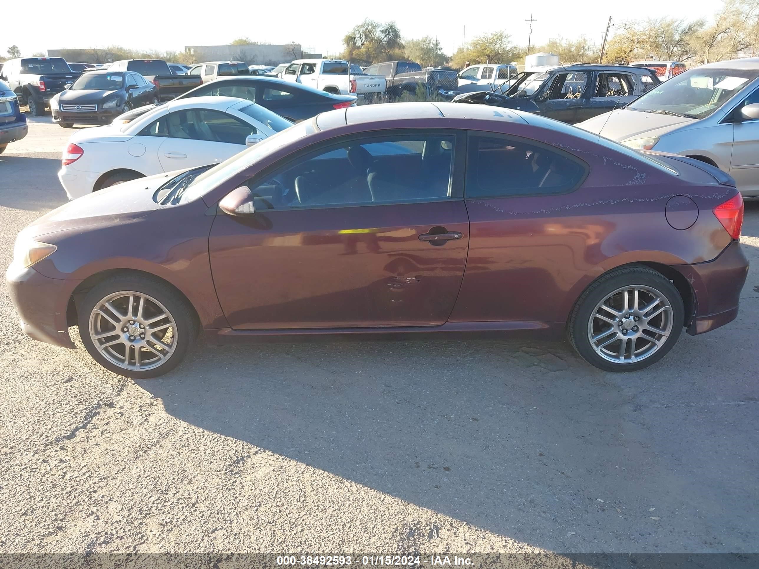 Photo 13 VIN: JTKDE177650055211 - SCION TC 