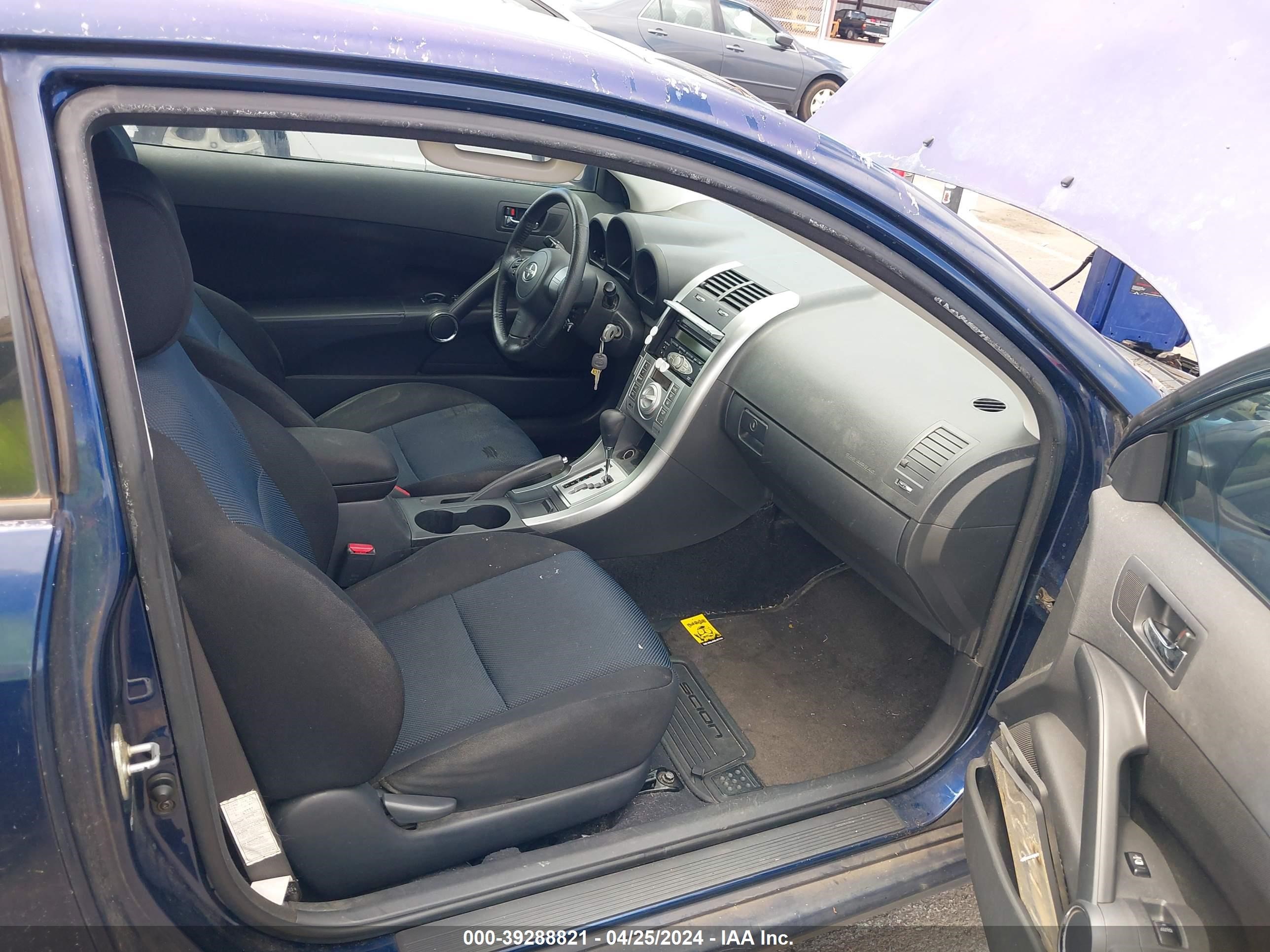 Photo 4 VIN: JTKDE177660102013 - SCION TC 