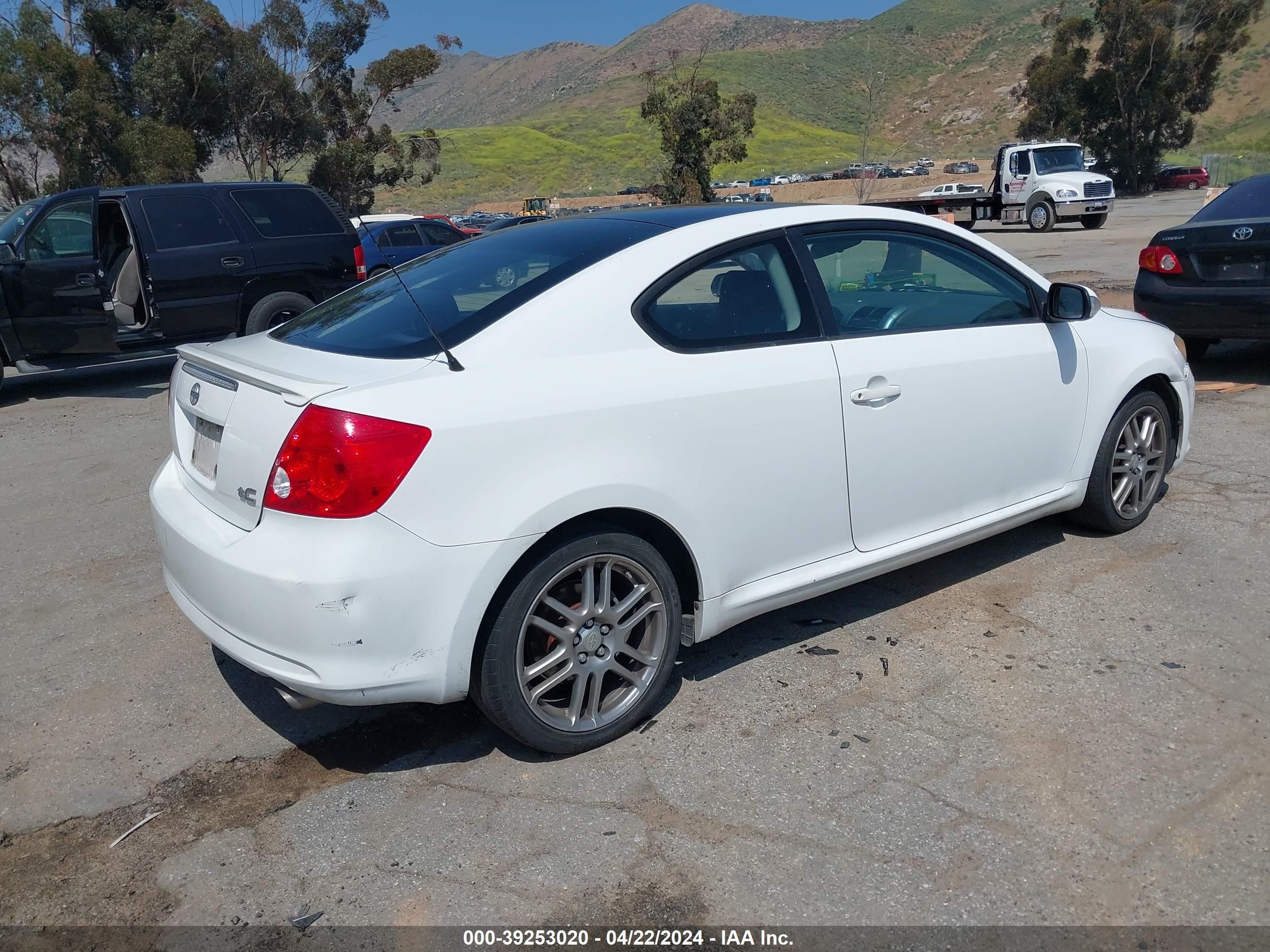 Photo 3 VIN: JTKDE177770202607 - SCION TC 