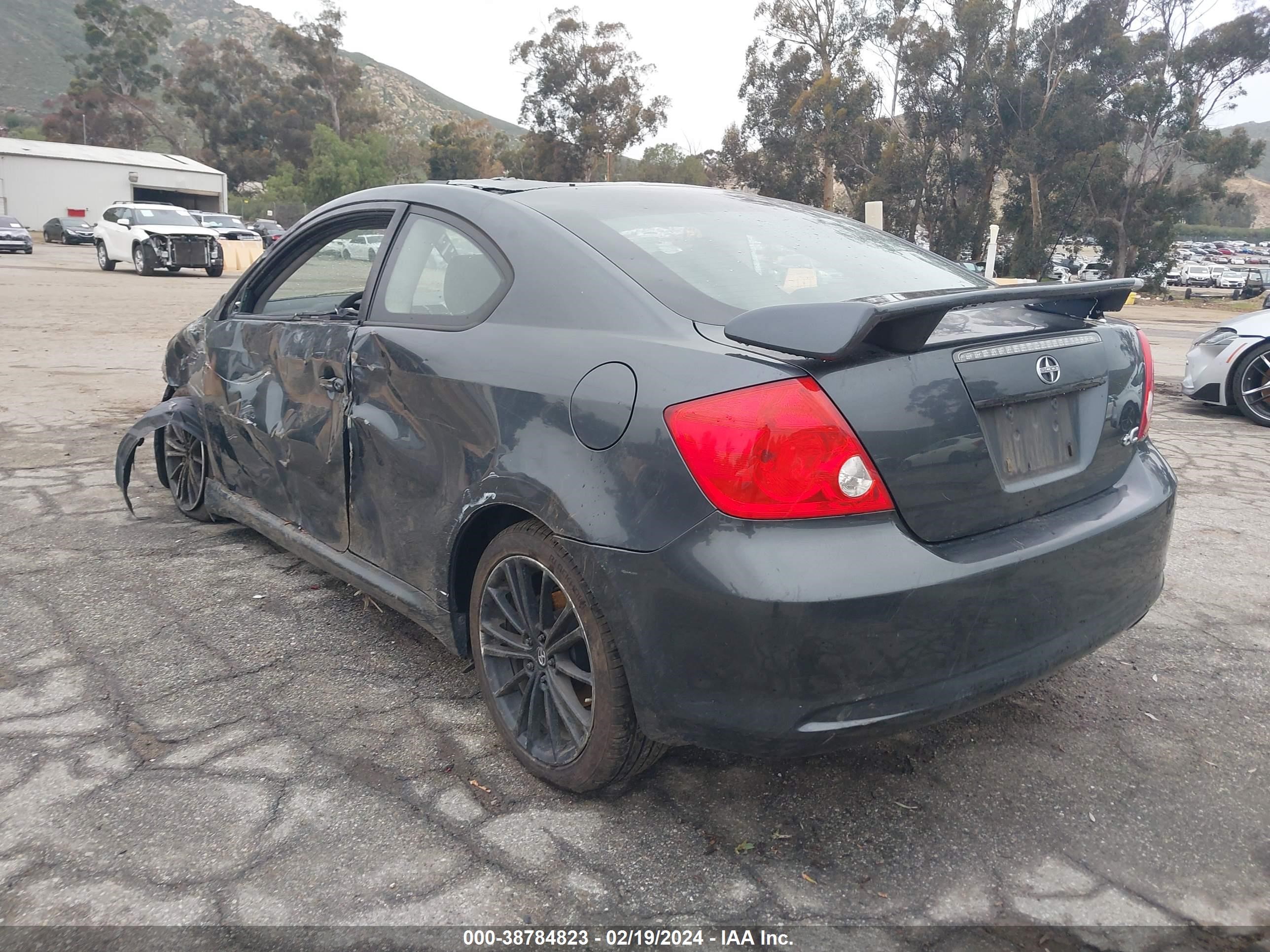 Photo 2 VIN: JTKDE177770207743 - SCION TC 