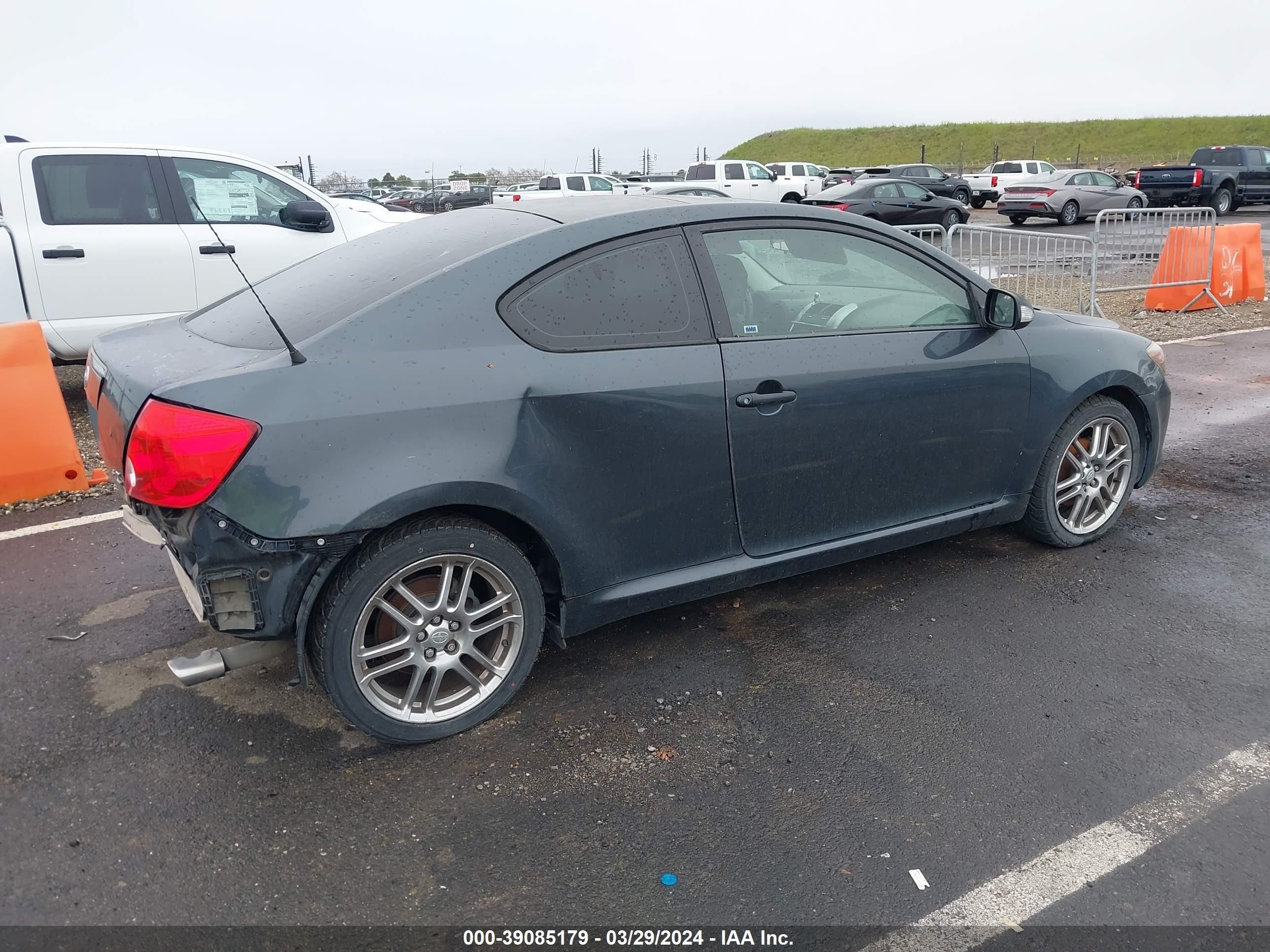 Photo 3 VIN: JTKDE177950020453 - SCION TC 