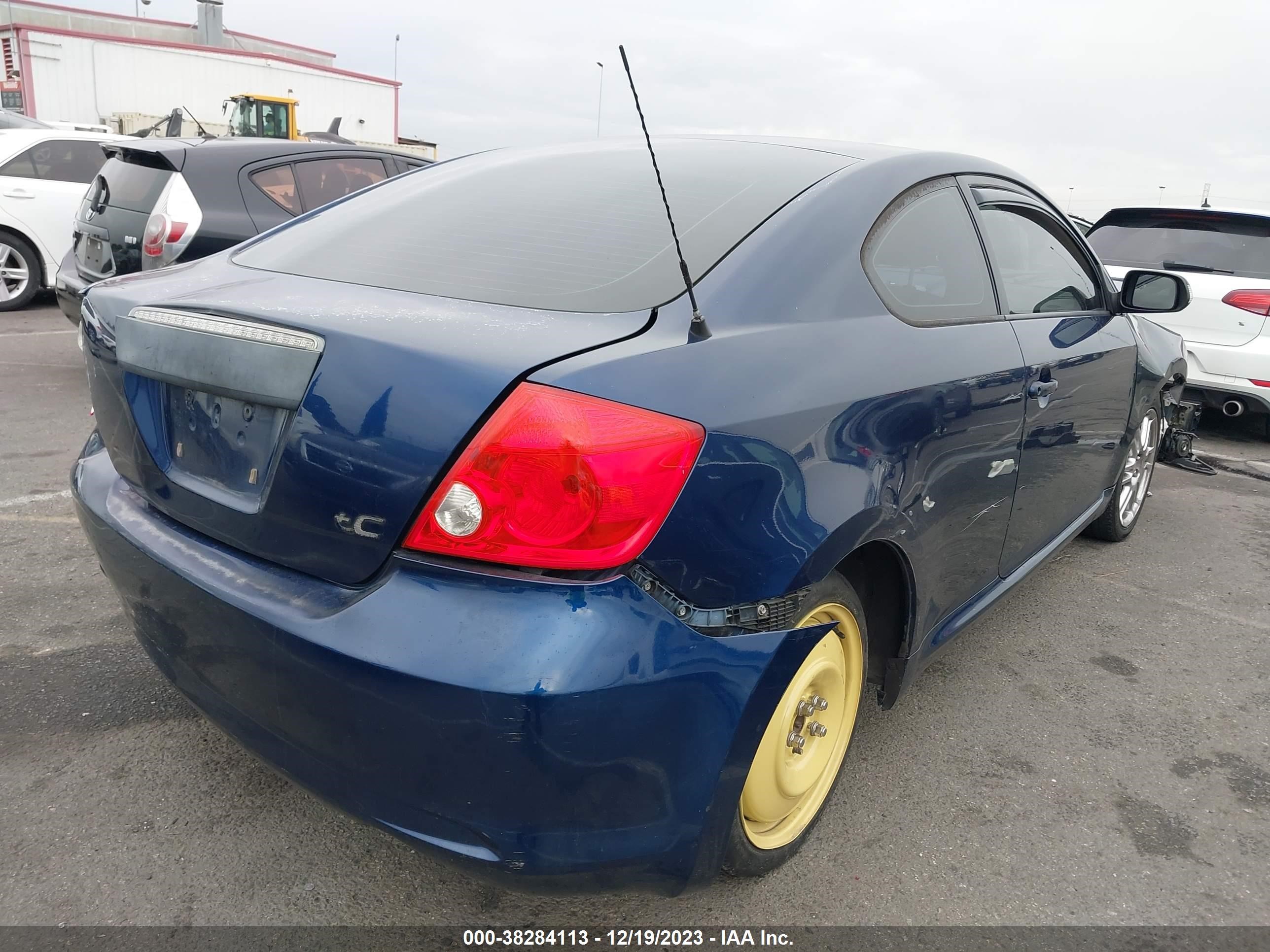 Photo 3 VIN: JTKDE177950062959 - SCION TC 