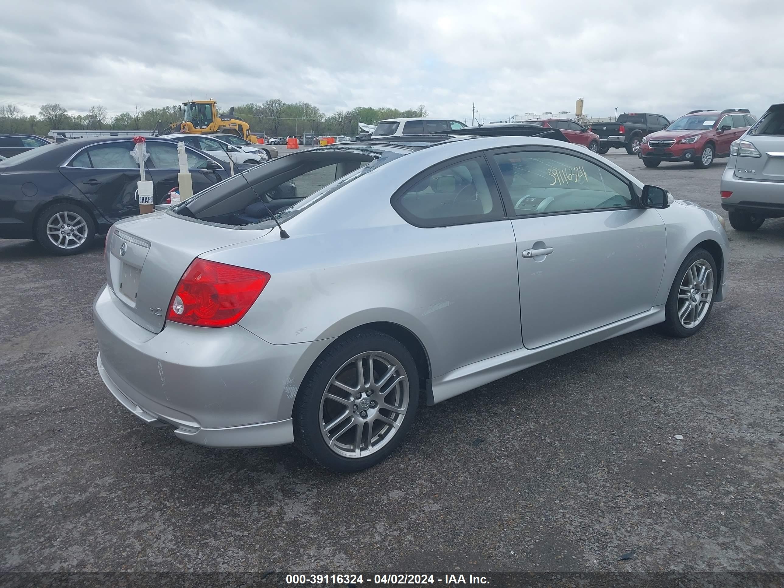 Photo 3 VIN: JTKDE177960137757 - SCION TC 