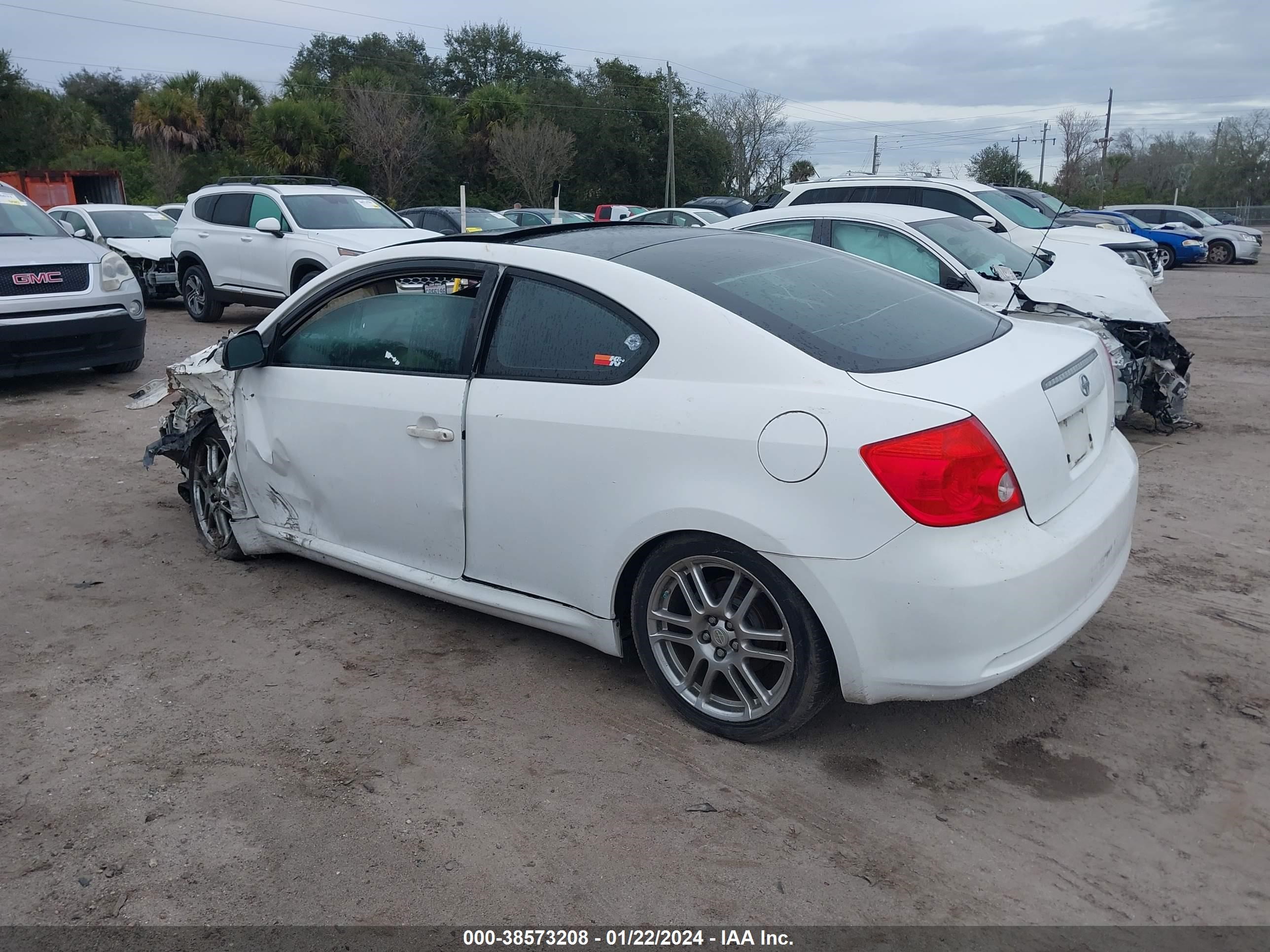 Photo 2 VIN: JTKDE177970218775 - SCION TC 