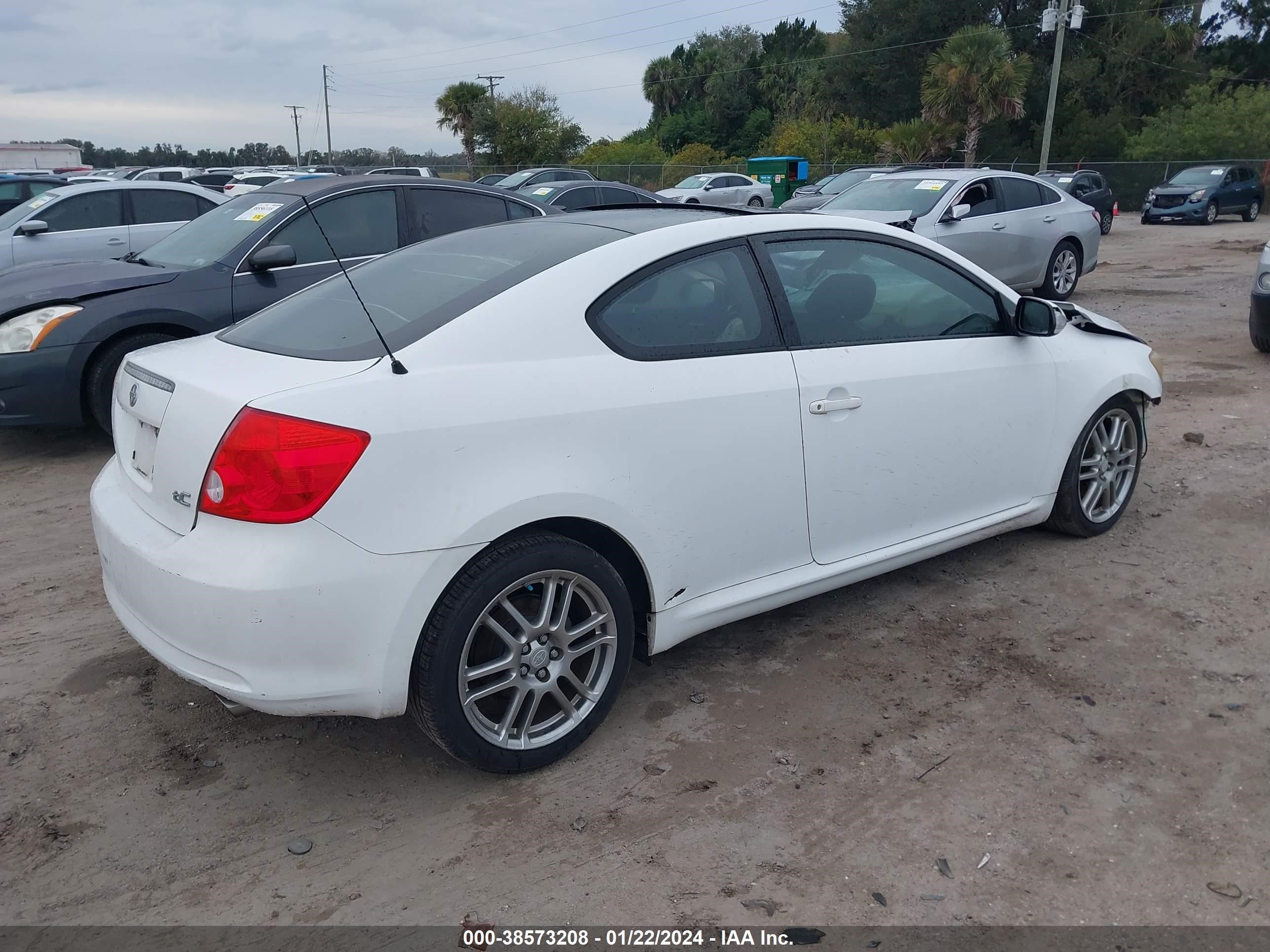 Photo 3 VIN: JTKDE177970218775 - SCION TC 