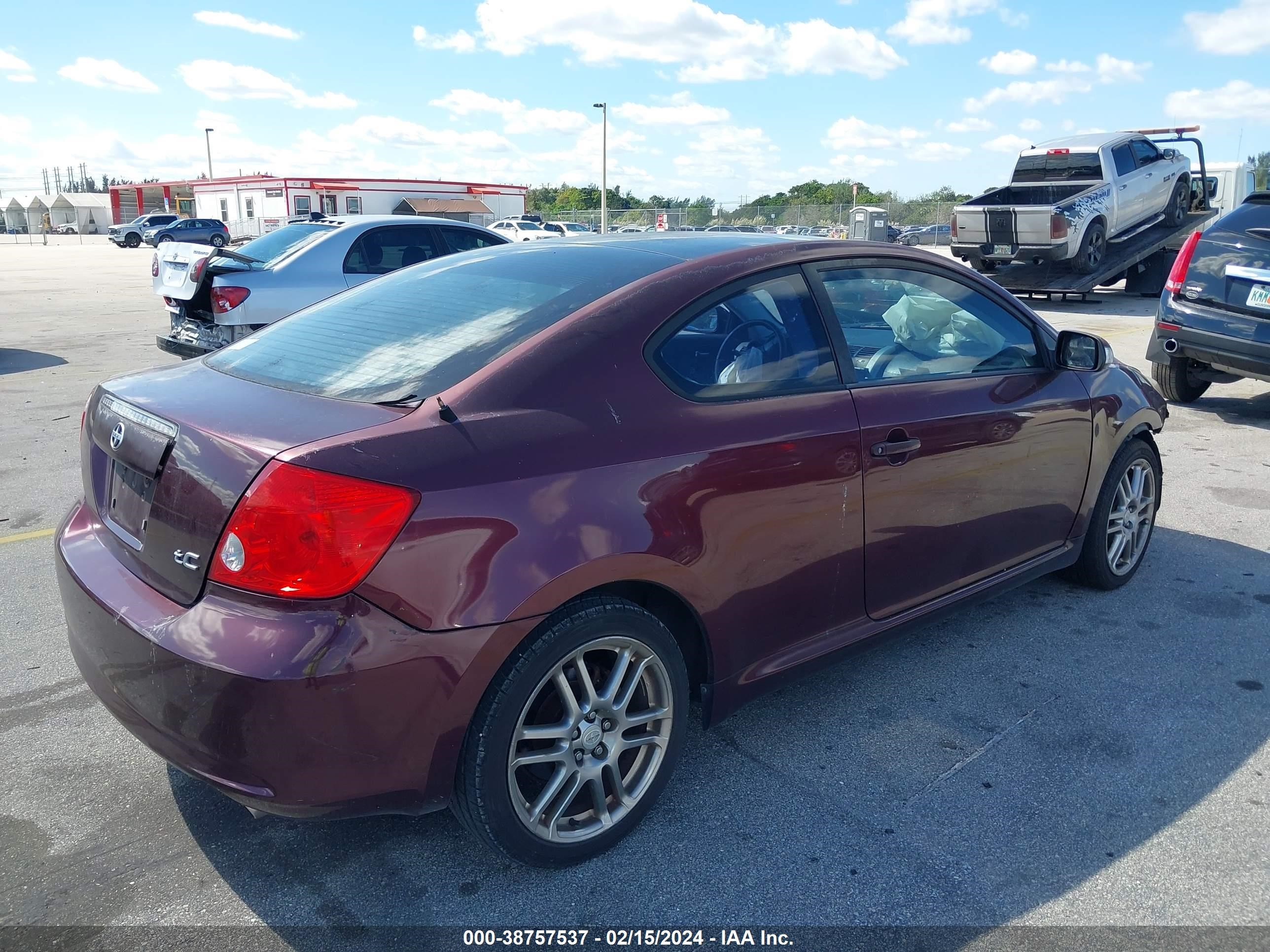 Photo 3 VIN: JTKDE177X60107649 - SCION TC 