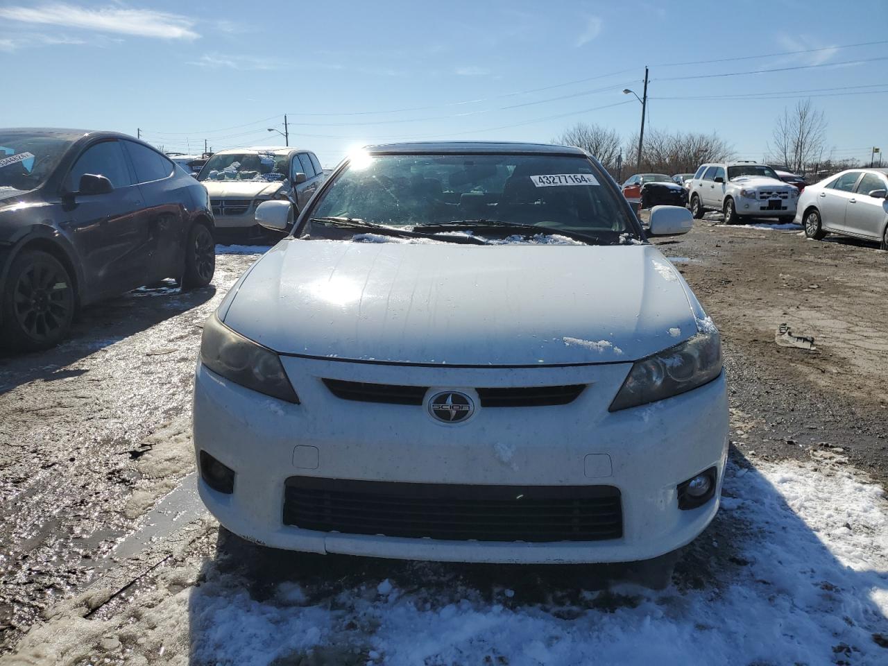 Photo 4 VIN: JTKJF5C70B3018419 - TOYOTA NULL 