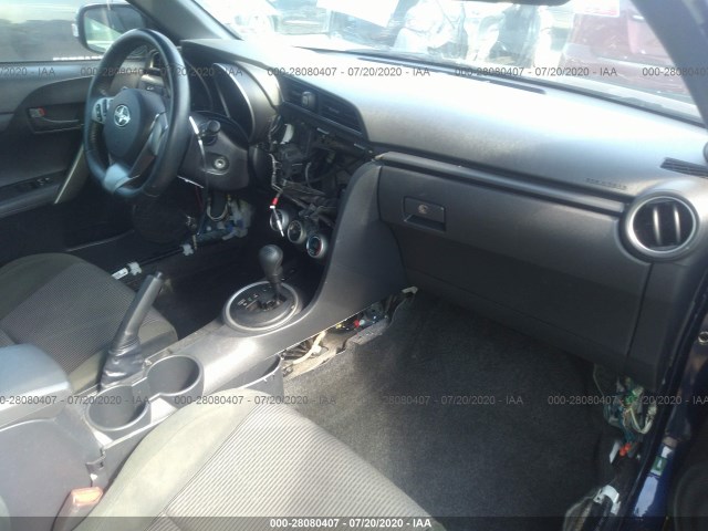 Photo 4 VIN: JTKJF5C70C3034718 - SCION TC 