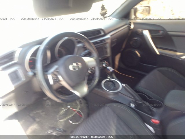 Photo 4 VIN: JTKJF5C70E3069522 - SCION TC 