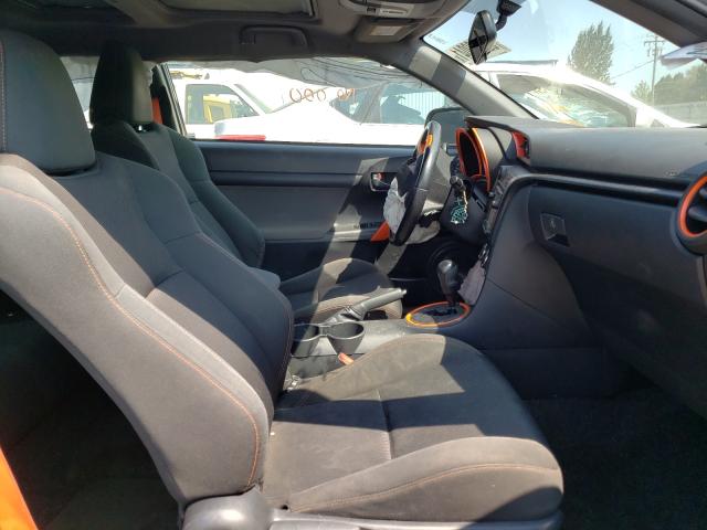 Photo 4 VIN: JTKJF5C70FJ006532 - TOYOTA SCION TC 