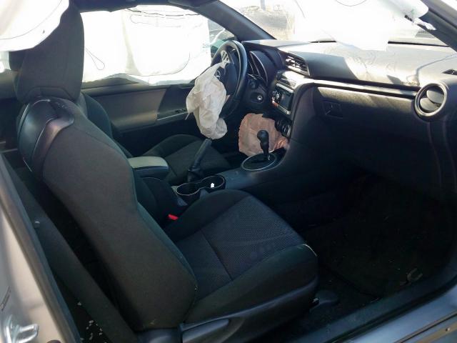 Photo 4 VIN: JTKJF5C71B3008045 - TOYOTA SCION TC 