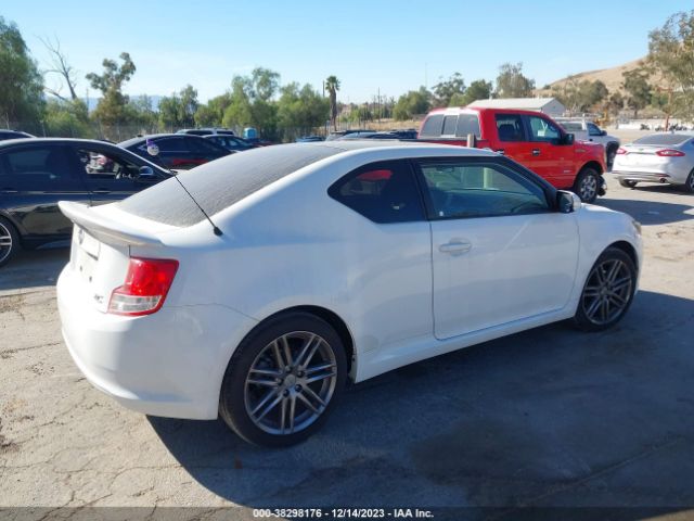 Photo 3 VIN: JTKJF5C71C3023579 - SCION TC 